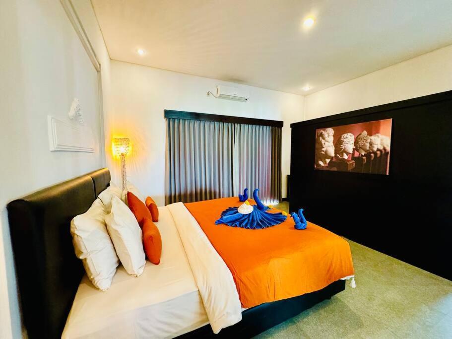 Private 3 Bedrooms In - 888 - 4 Villa *