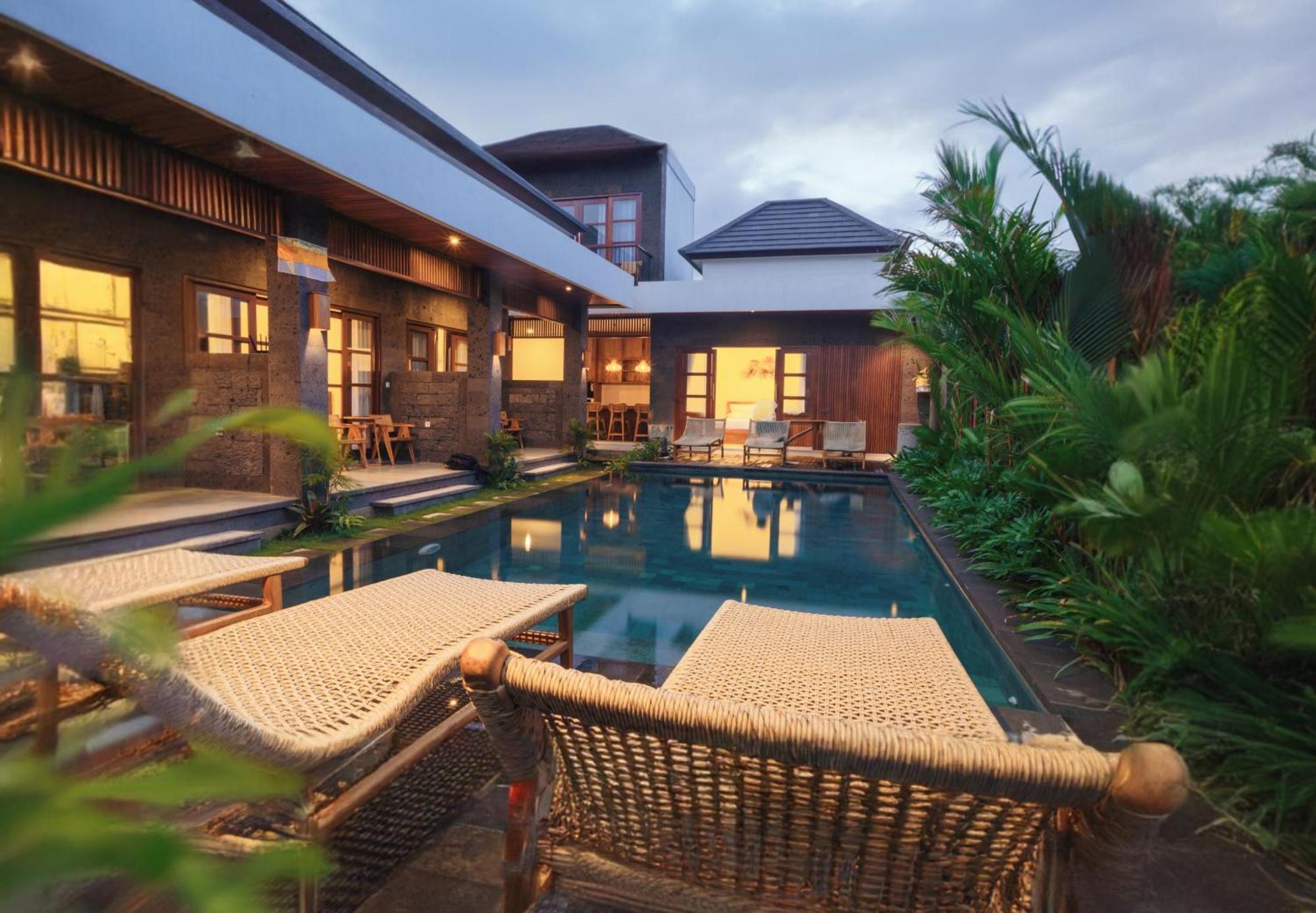 Kubera Villa Kemenuh By Prasi