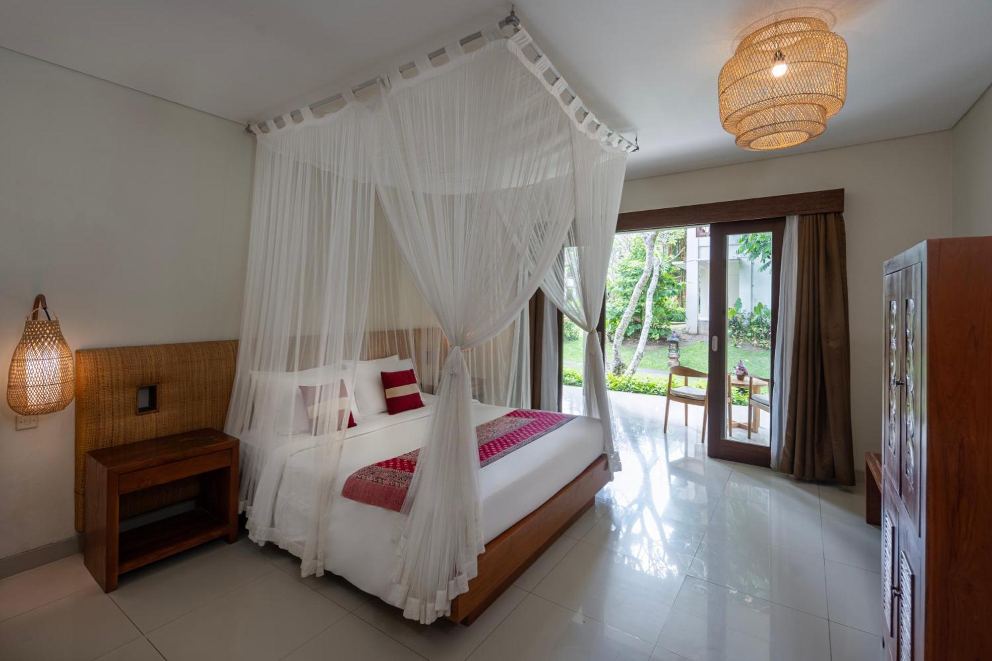 Resort Pertiwi & 3*