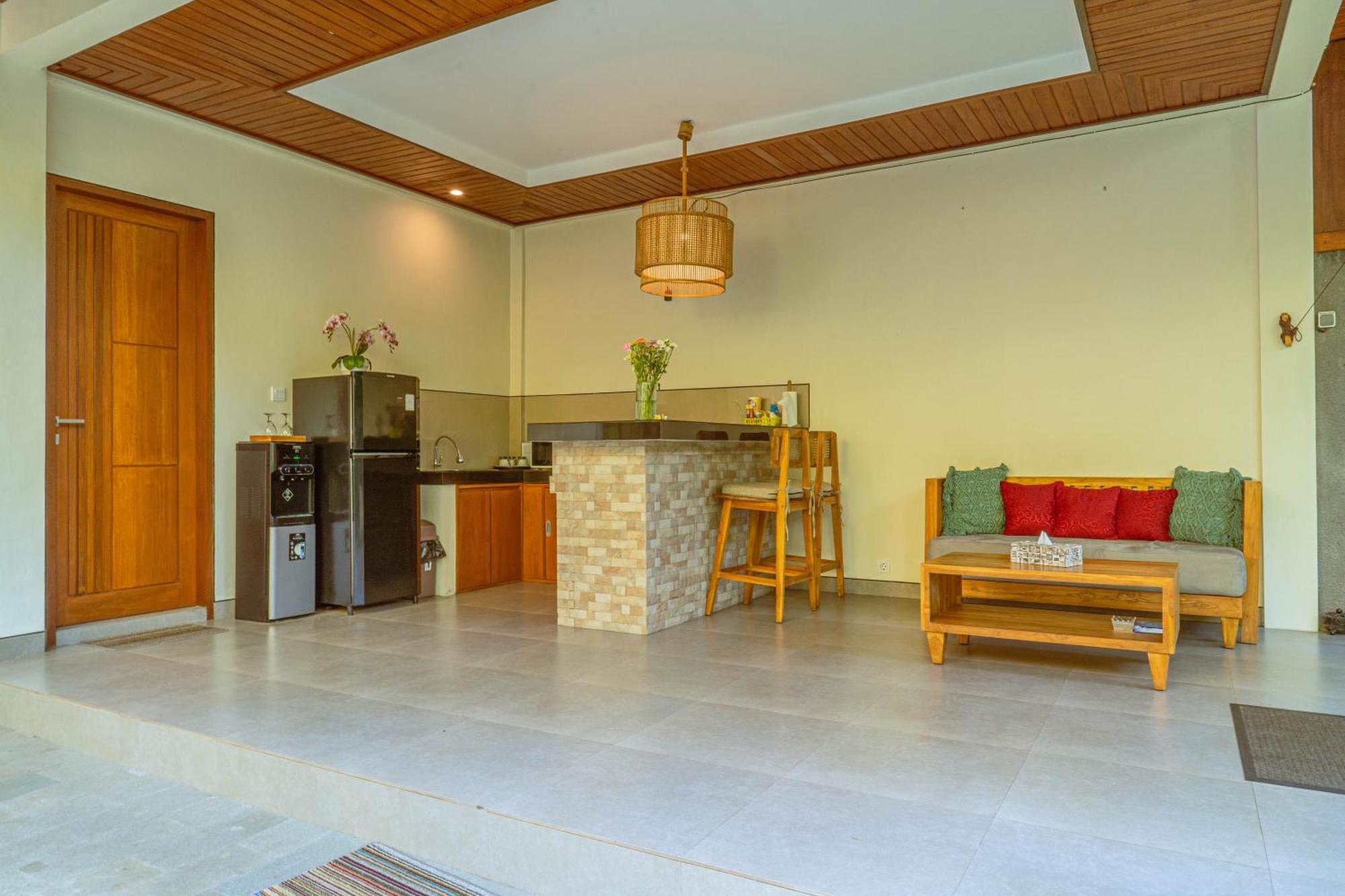 Sawitri Anandhita Luxury *