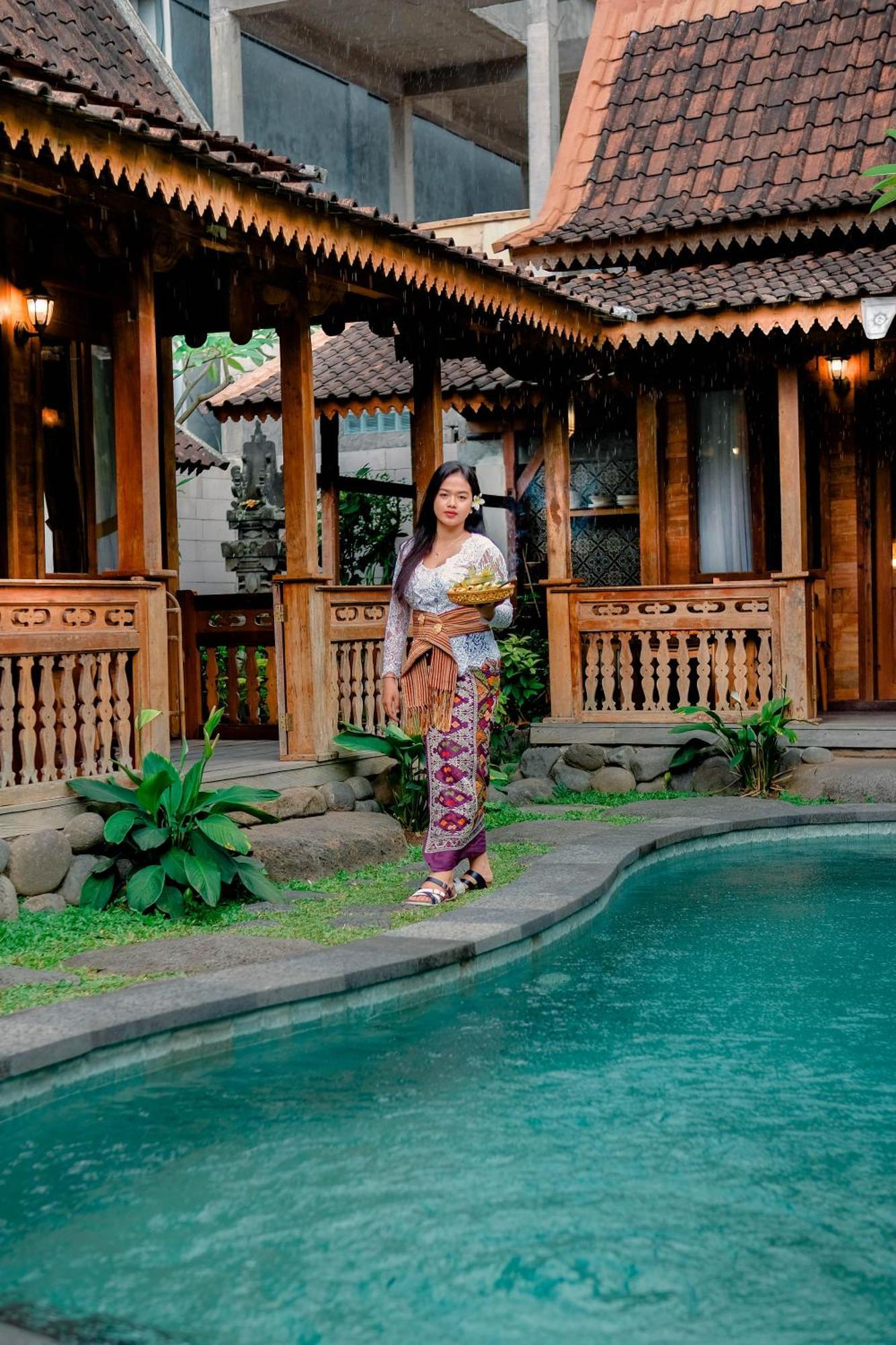 Homestay Kayu Batu