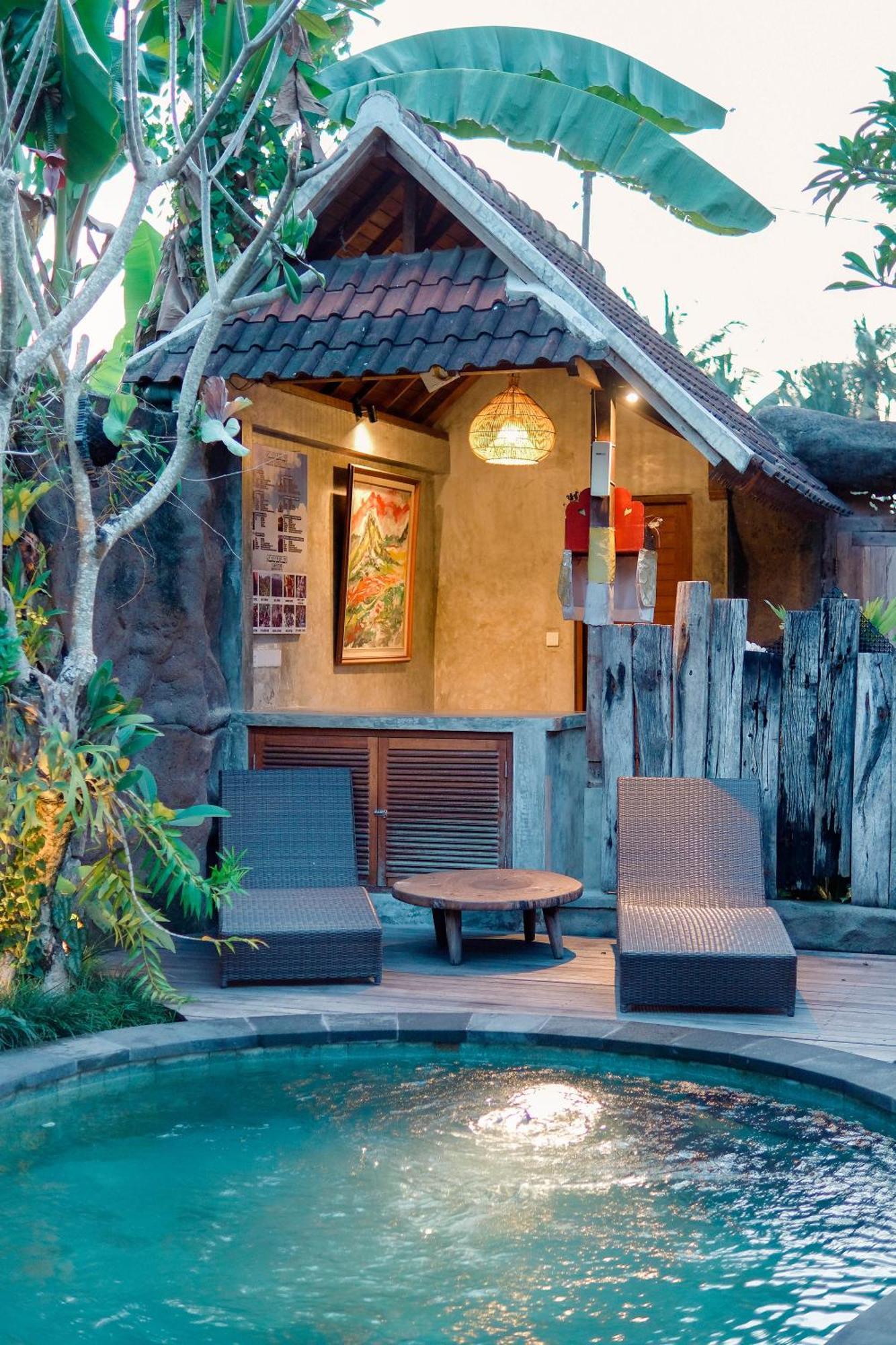 Kayu Batu Homestay *