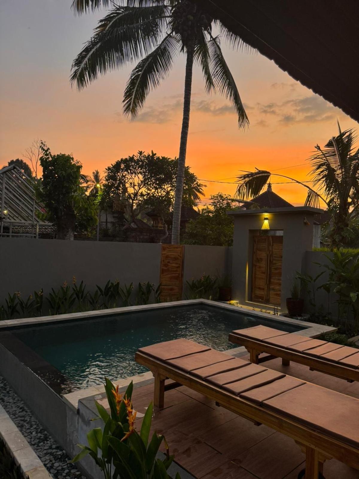 Utu, - Bali Vila