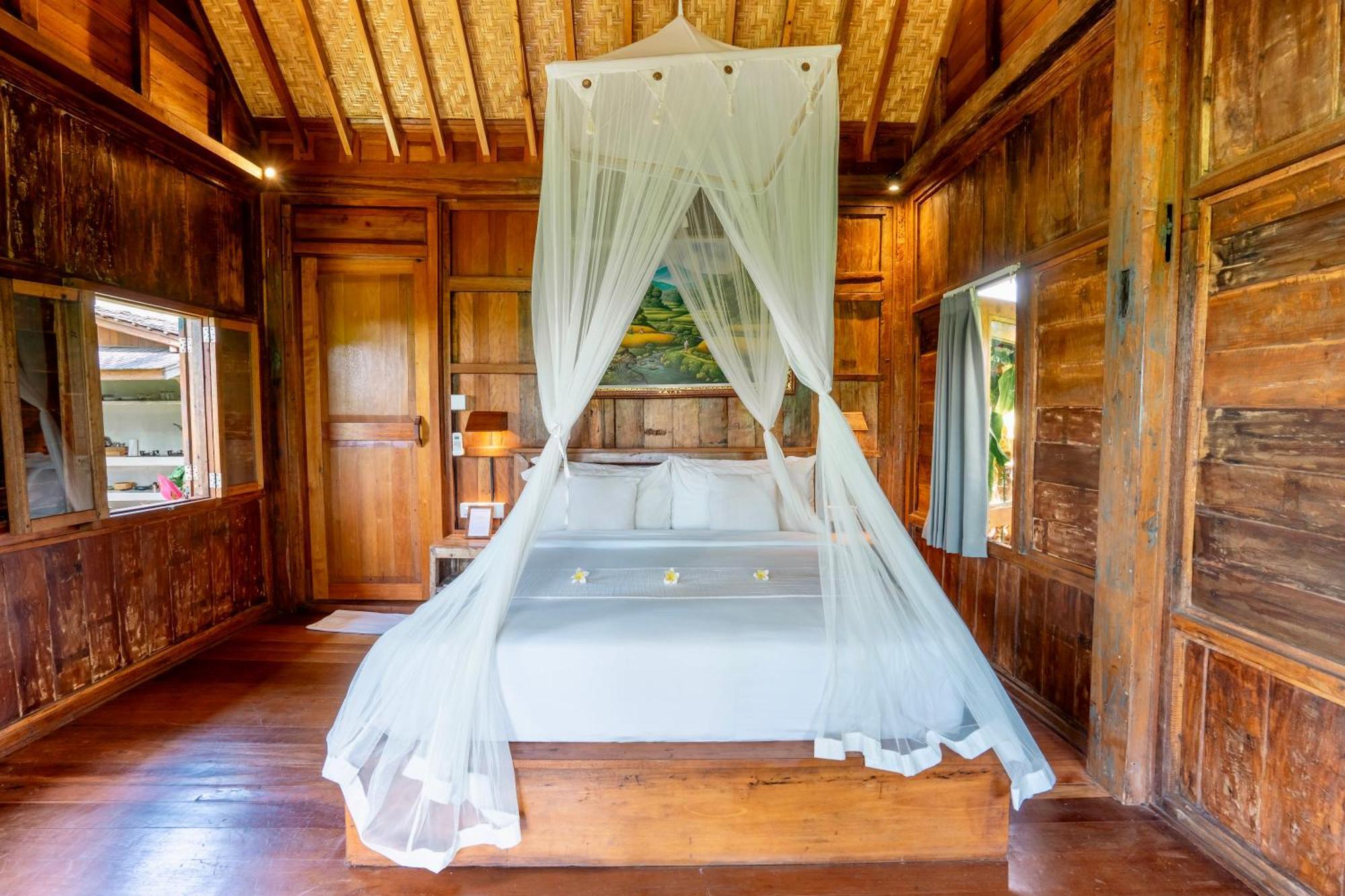 Unwind And Relax At Rumah Richard *