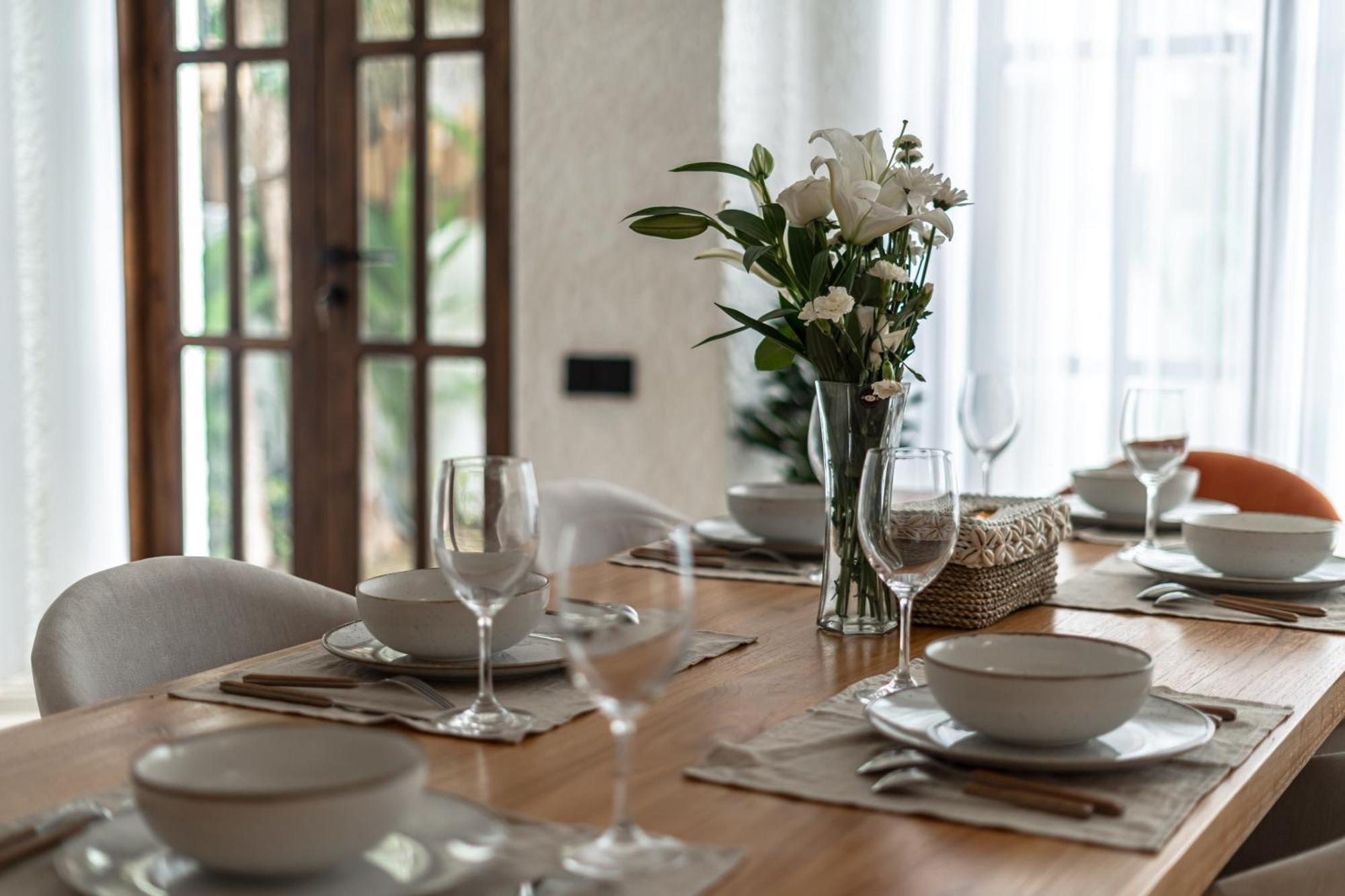 Villa Tropical Tribe By Evdekimi - Stylish 3br With Nature View And Relaxing Pool - Long Extras