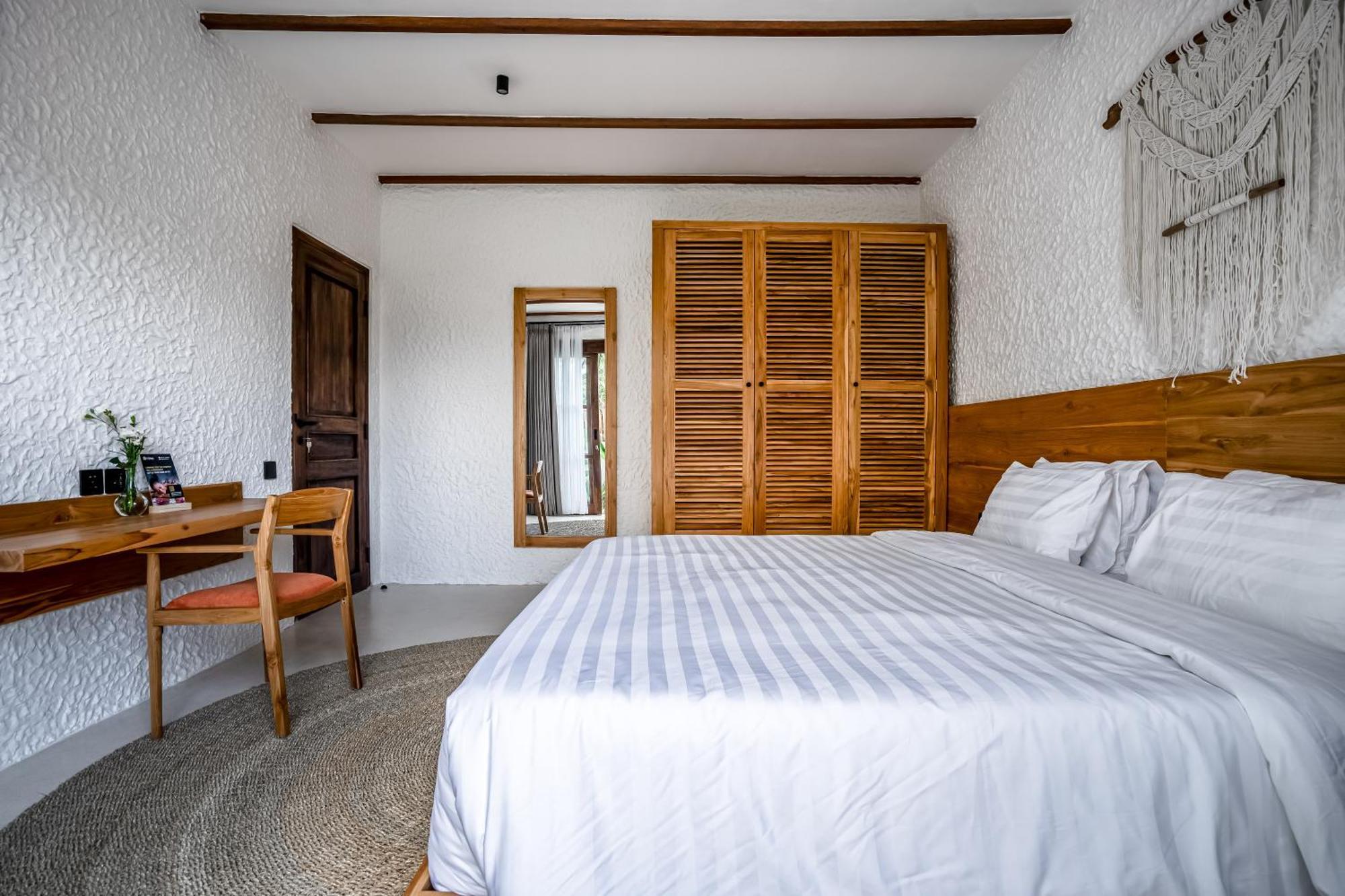 Villa Tropical Tribe By Evdekimi - Stylish 3br With Nature View And Relaxing Pool - Long Extras