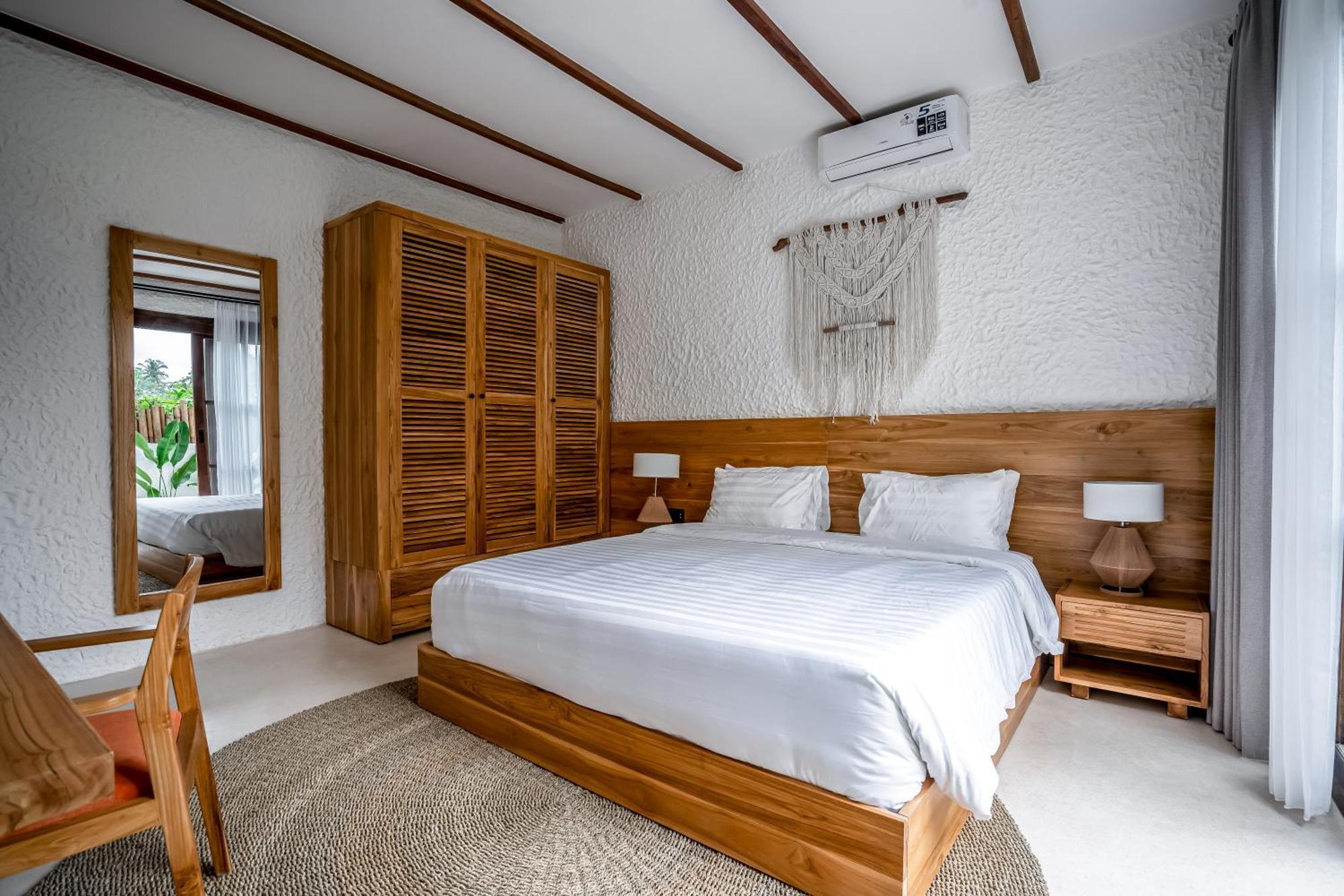 Villa Tropical Tribe By Evdekimi - Stylish 3br With Nature View And Relaxing Pool - Long Extras *