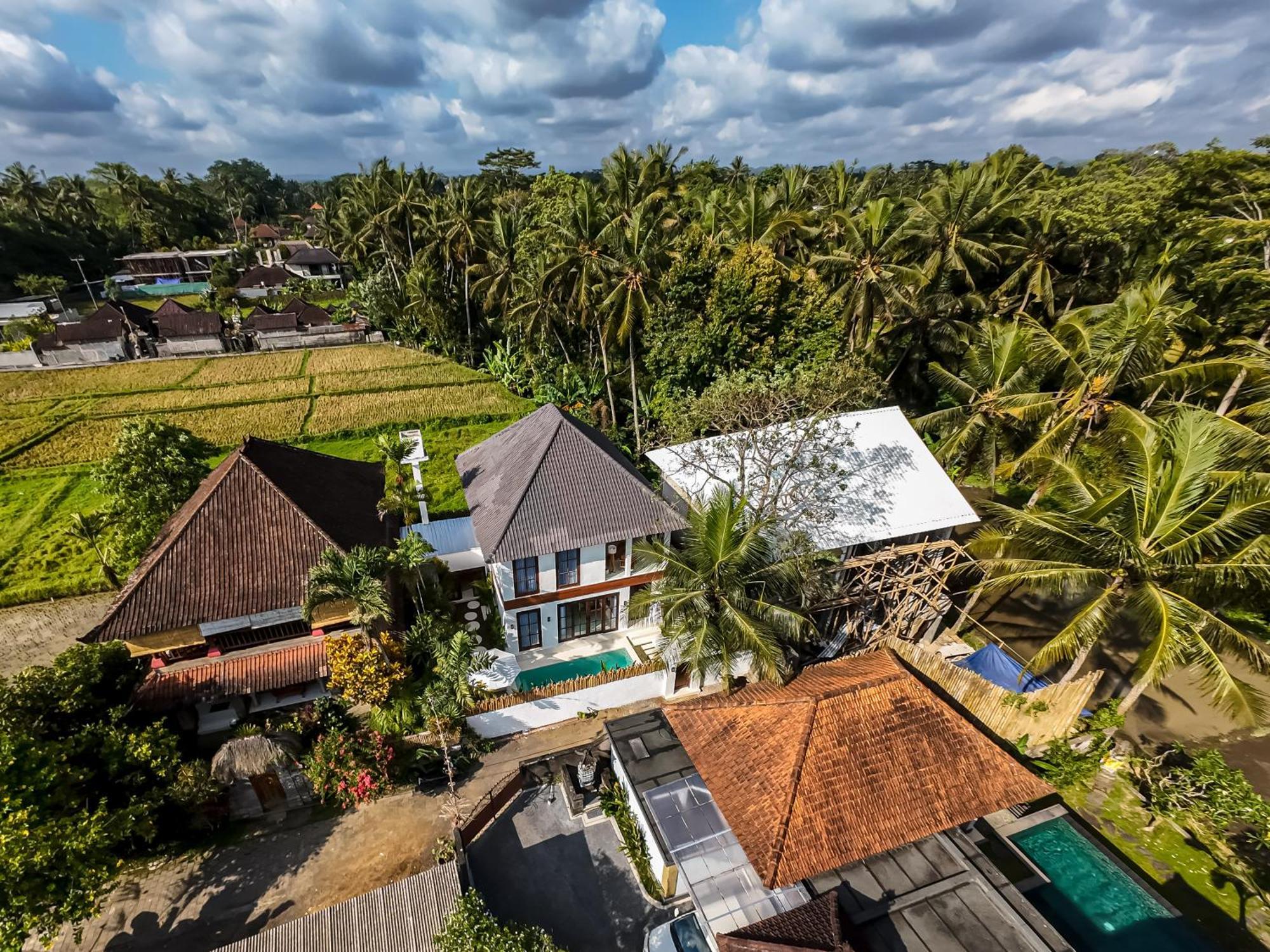 Villa Tropical Tribe By Evdekimi - Stylish 3br With Nature View And Relaxing Pool - Long Extras