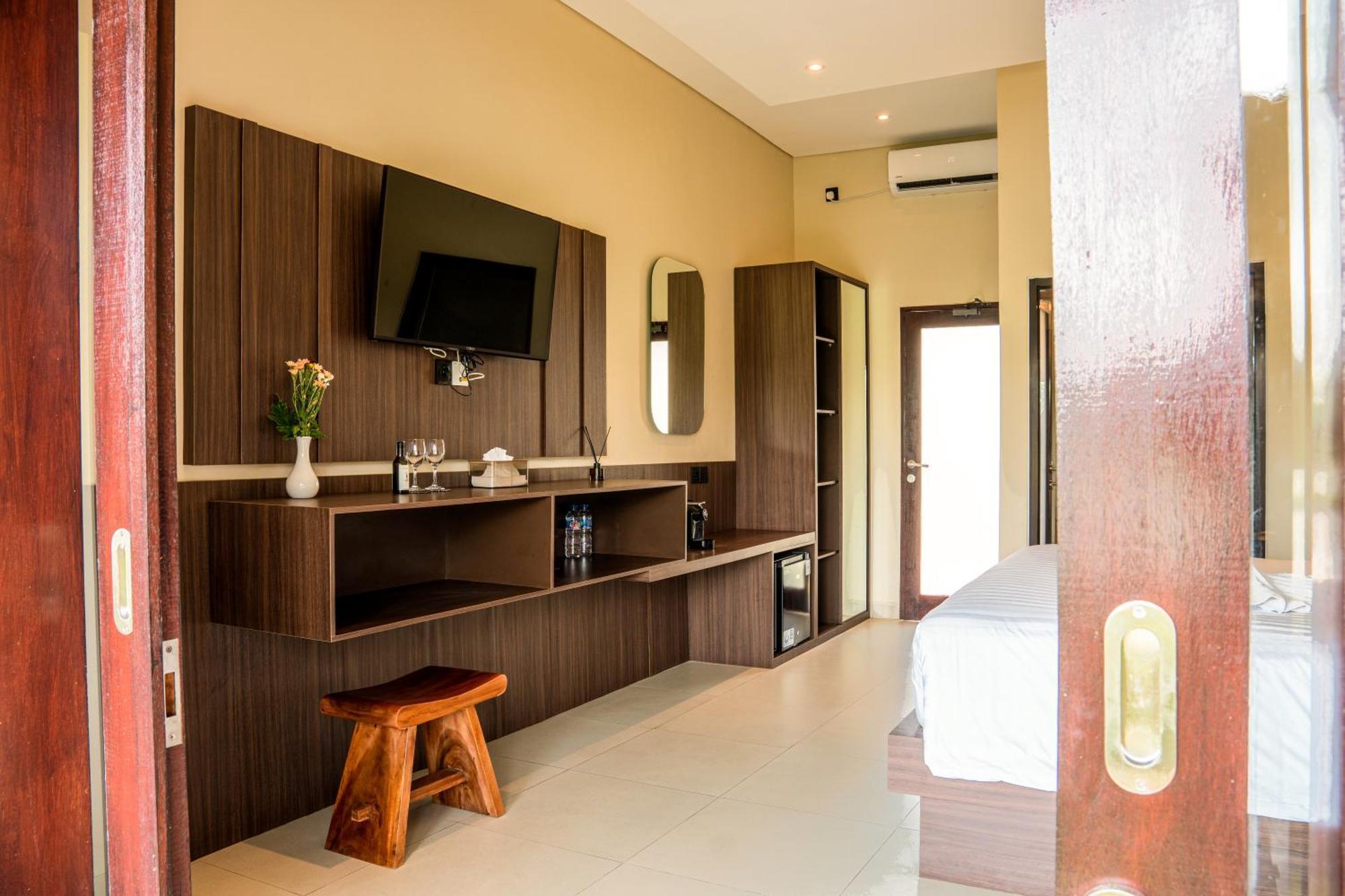 Tut Winten * Ubud