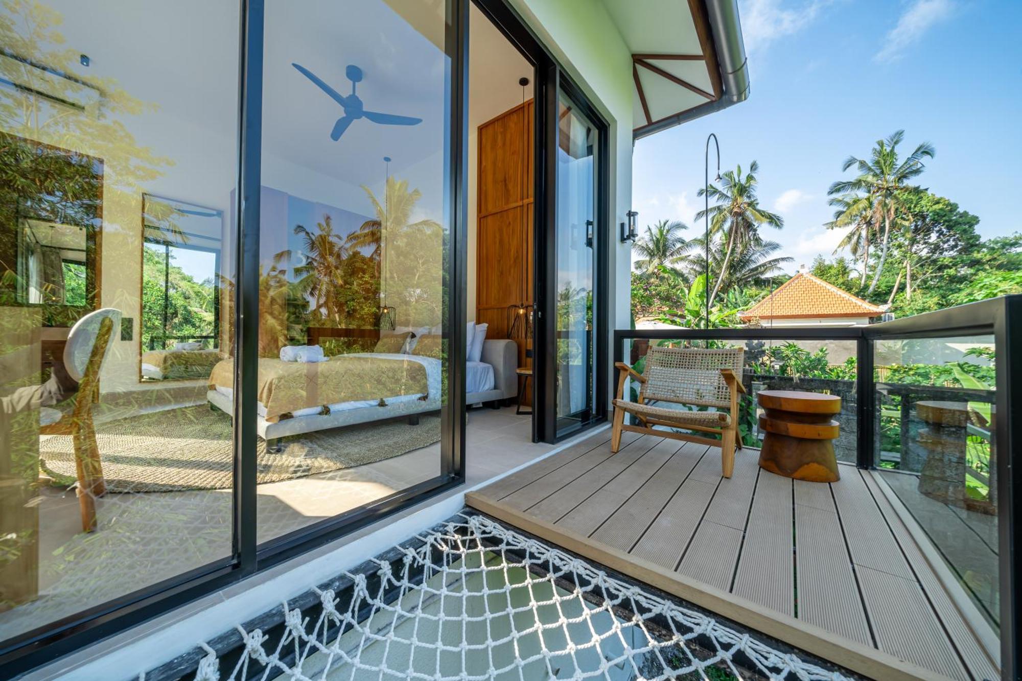 Exclusive New - Unbeatable Location - Spectacular Views