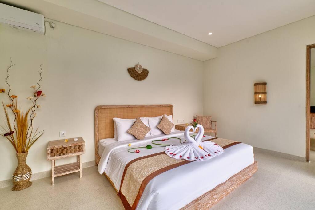 Newly! 3bdr Modern Close To Center Villa