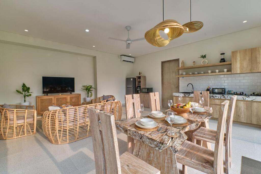 Newly! 3bdr Modern Close To Center *