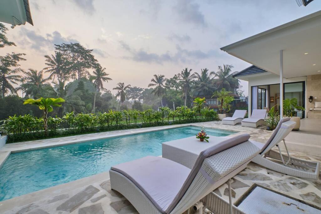 Newly! 3bdr Modern Close To Center * Ubud (Bali)