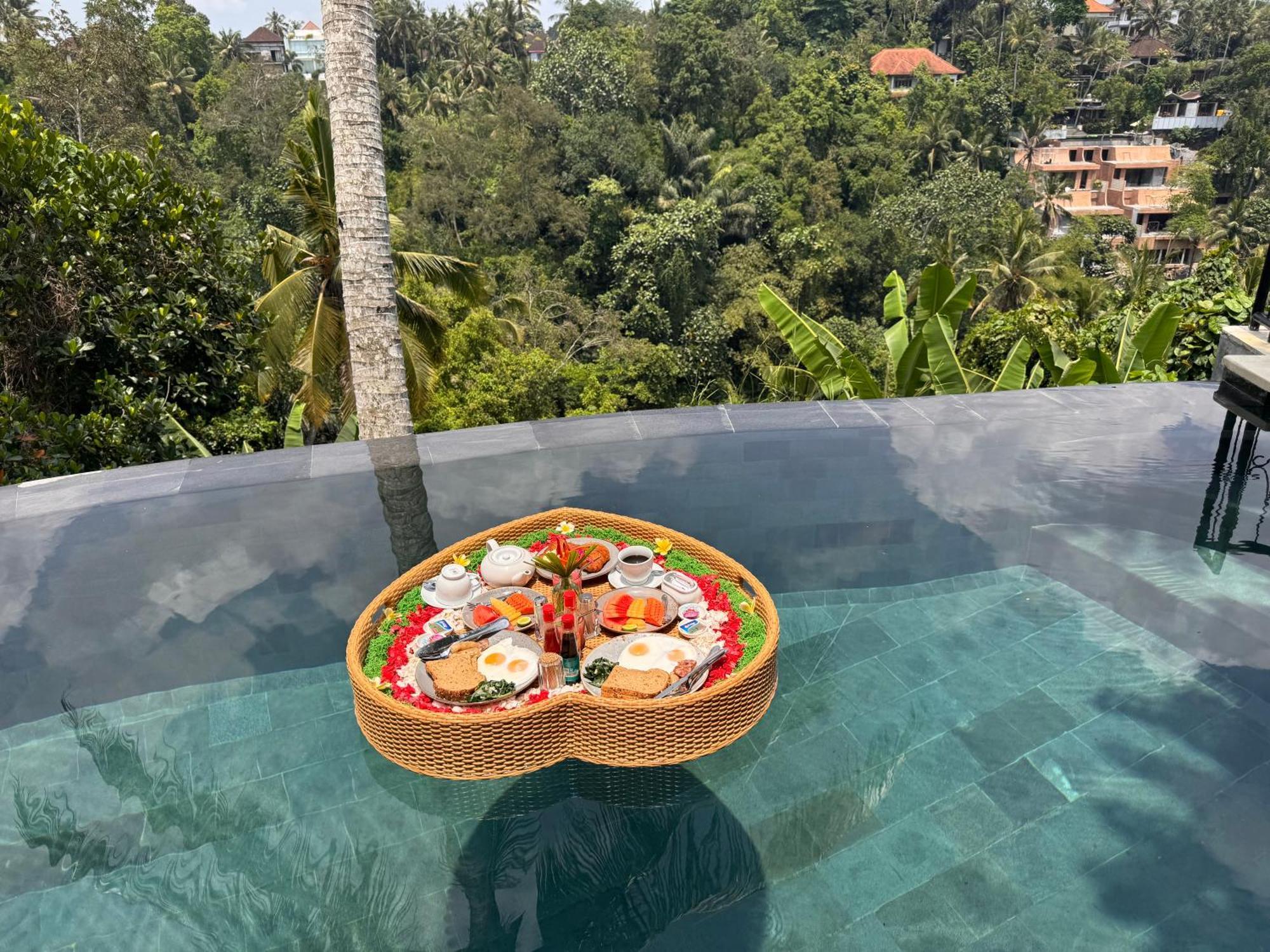 Suara Jiwa Luxury With Private Pool Villa