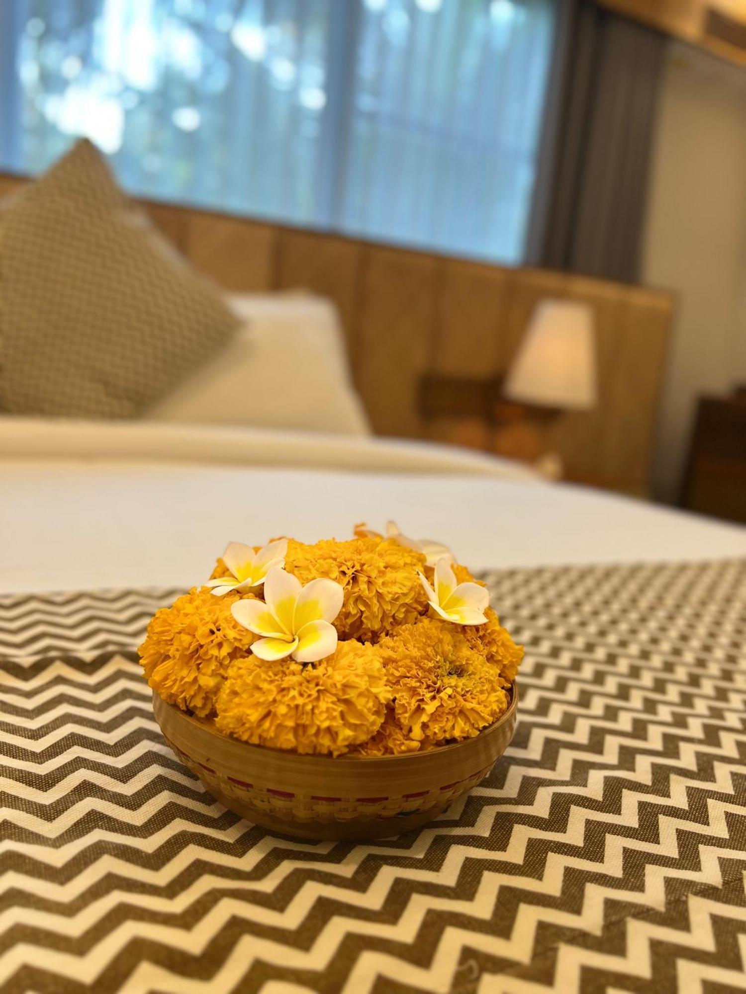 Rumah Kayu Resort 4*