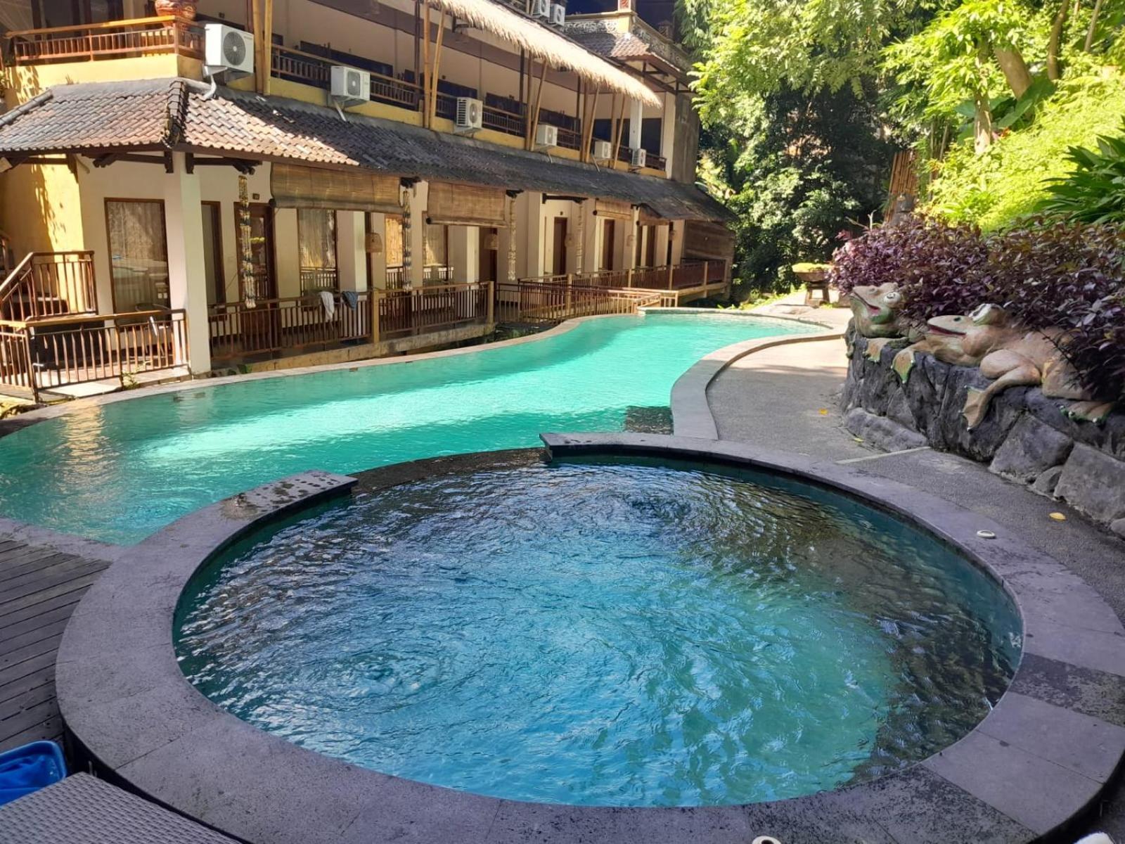 Kubuku Hotel 3*