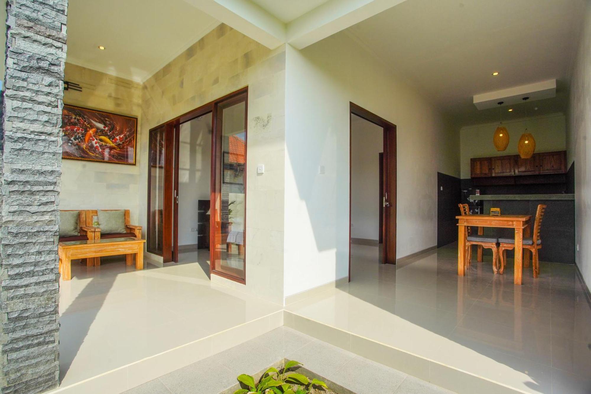Puri Arta Villa