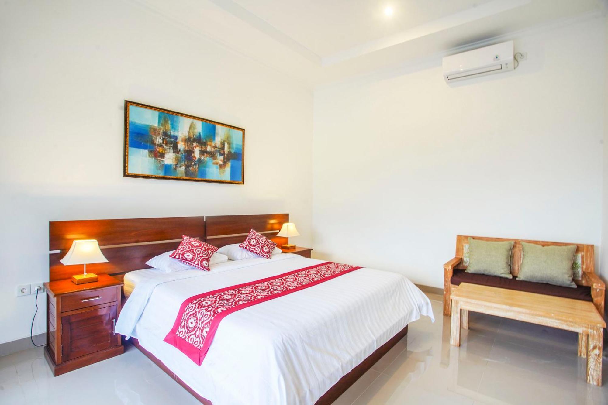 Puri Arta Villa *