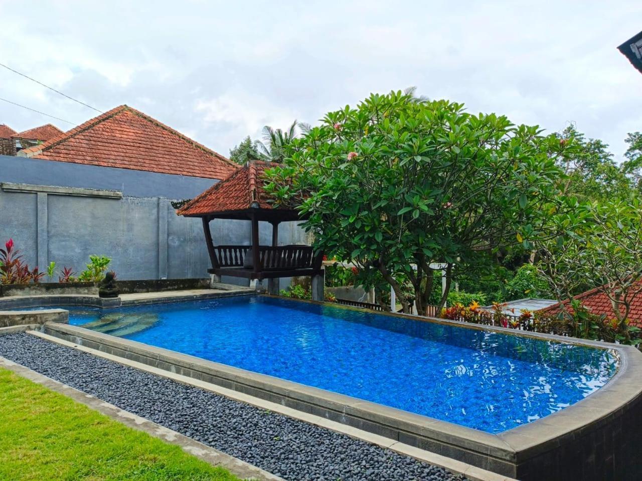 Malathi Traditional Joglo House With Pool View Ubud (Bali)