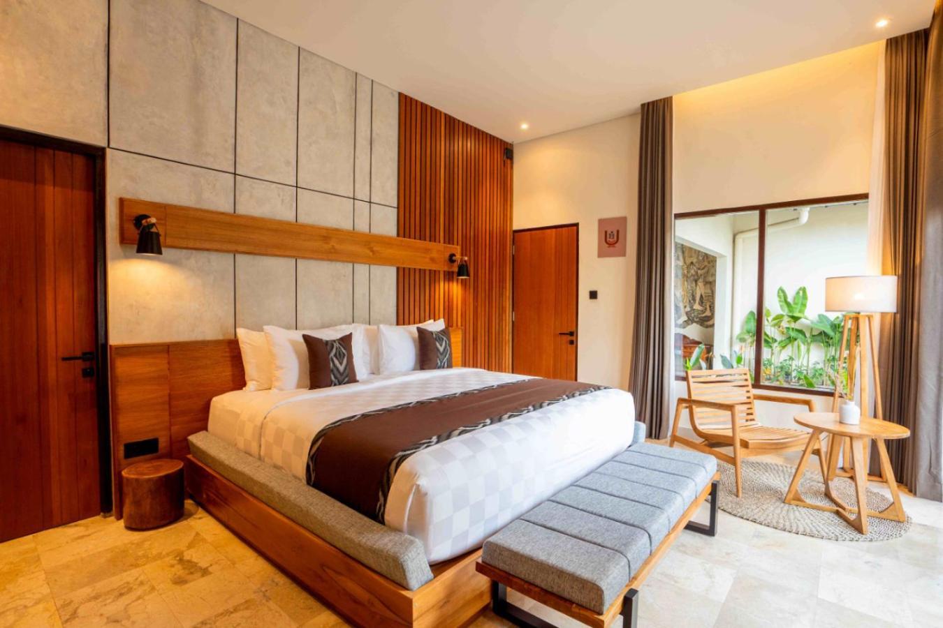 Oma Hotel 3*