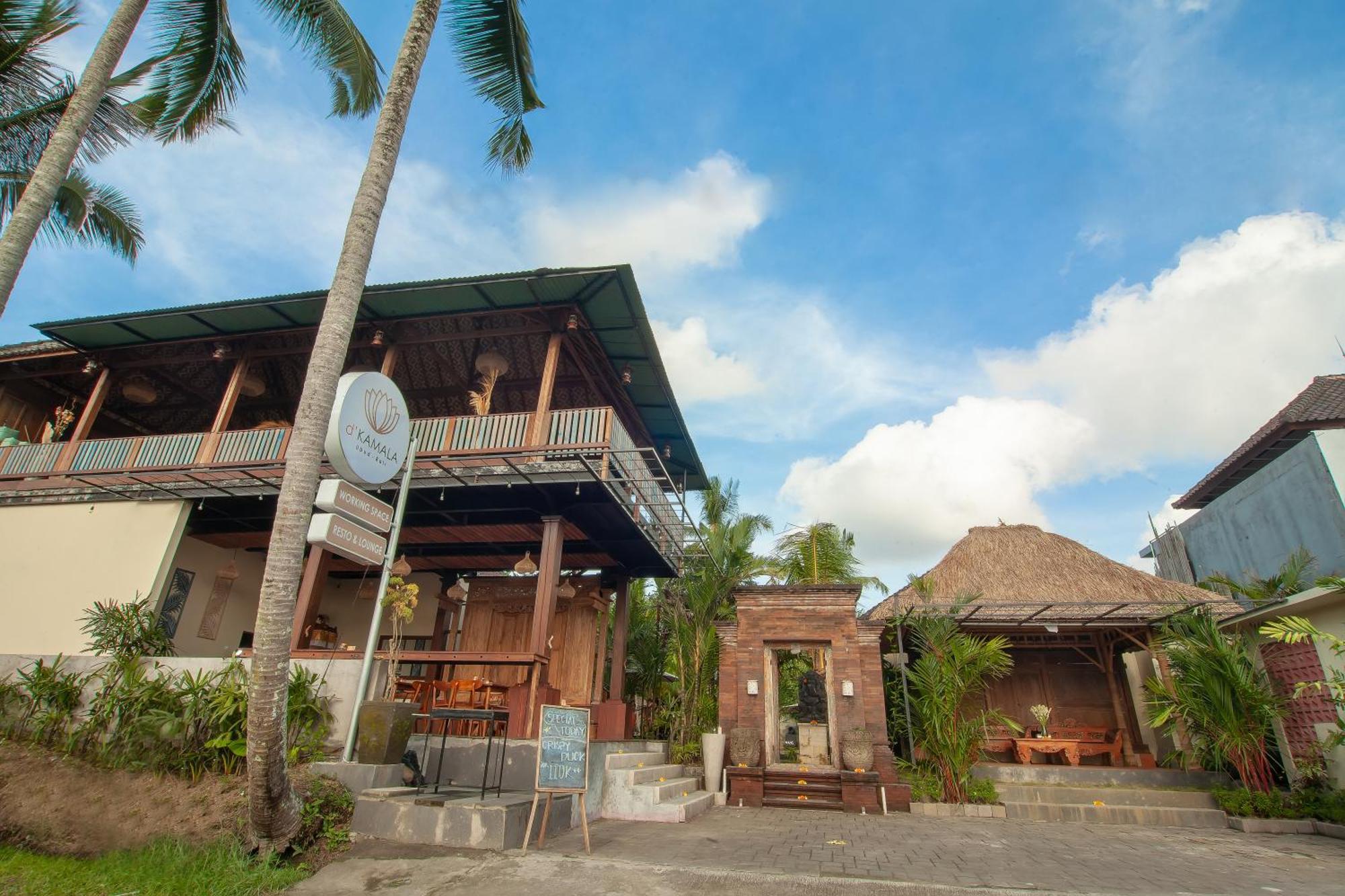 Hotel D'kamala By Prasi