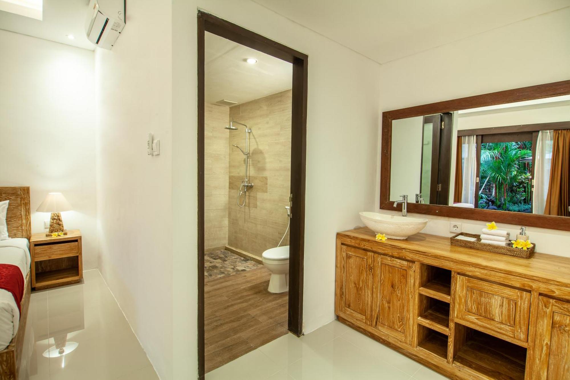 D'kamala By Prasi Hotel 3*