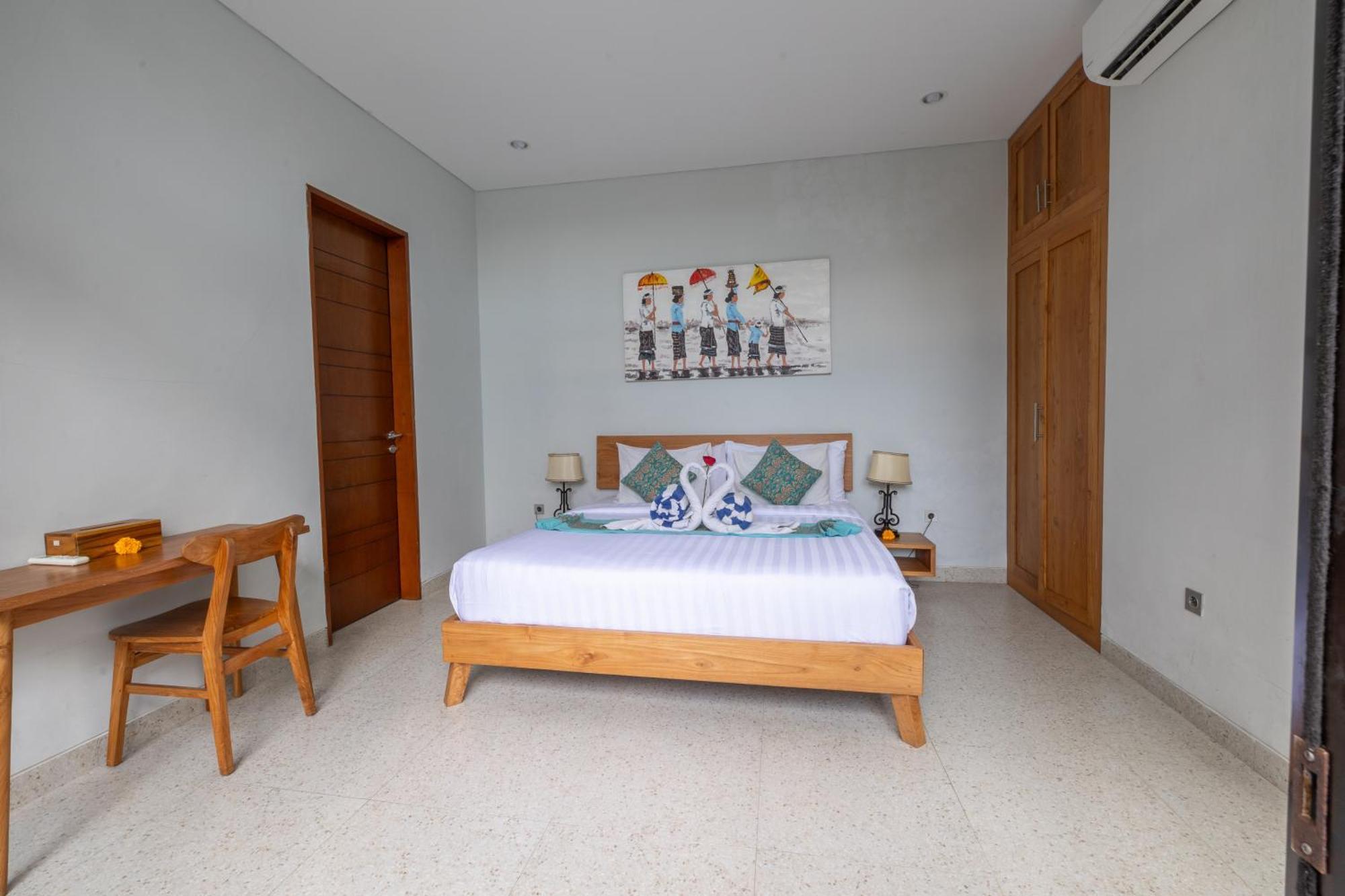 Lavina Villa *