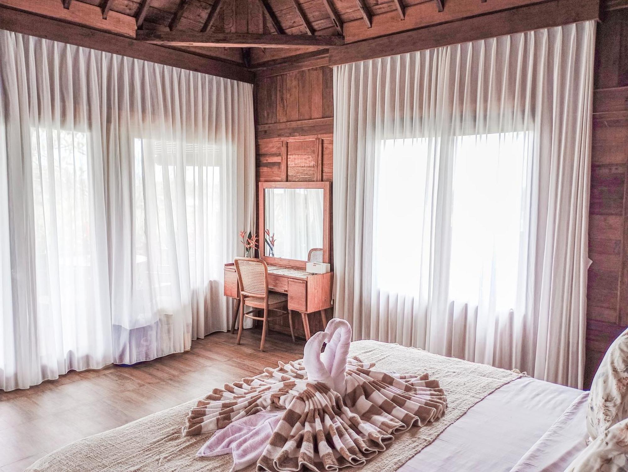 Nyoman Sandat House 2 Bed & Breakfast *