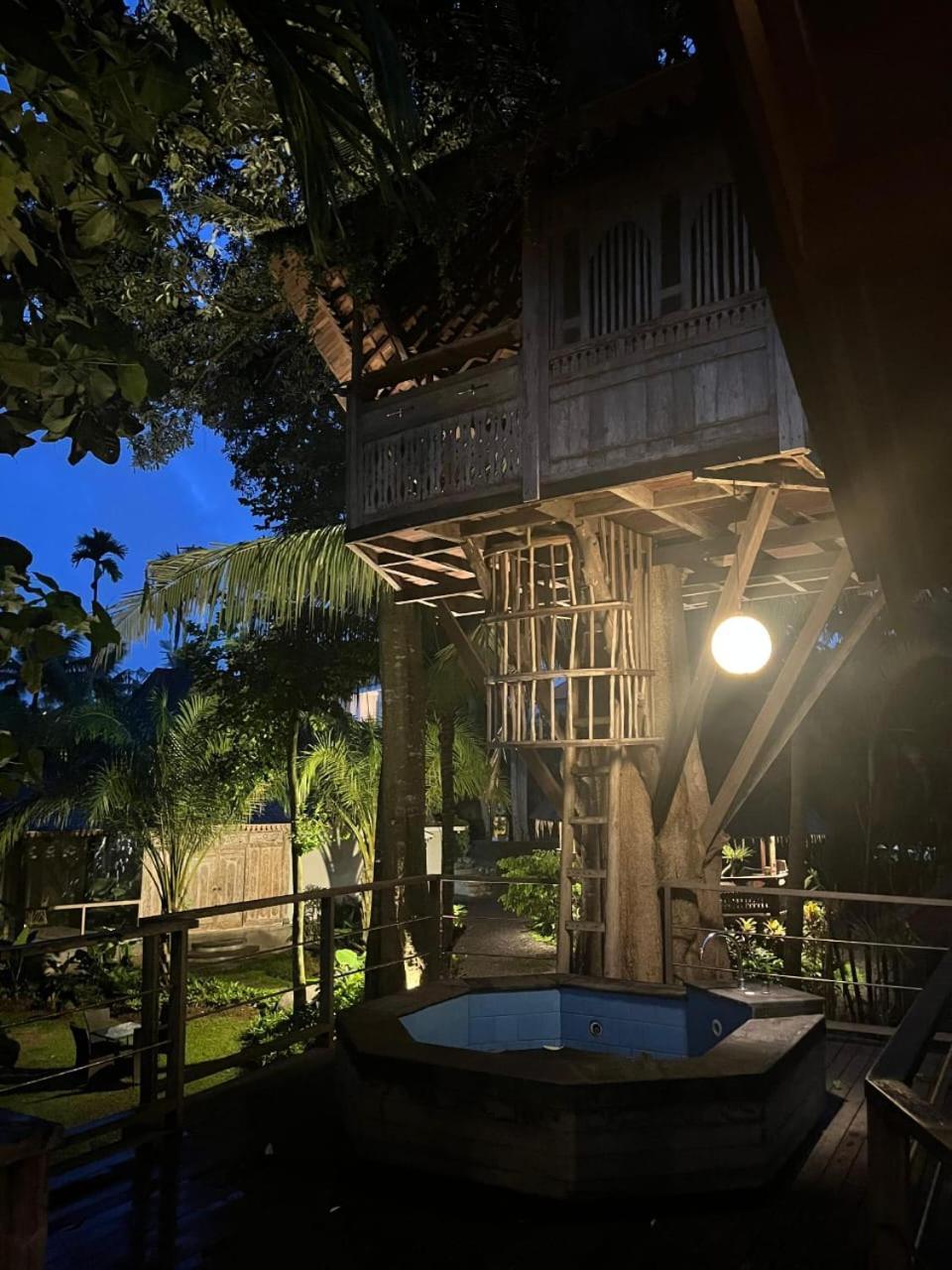 Tree House * Ubud (Bali)