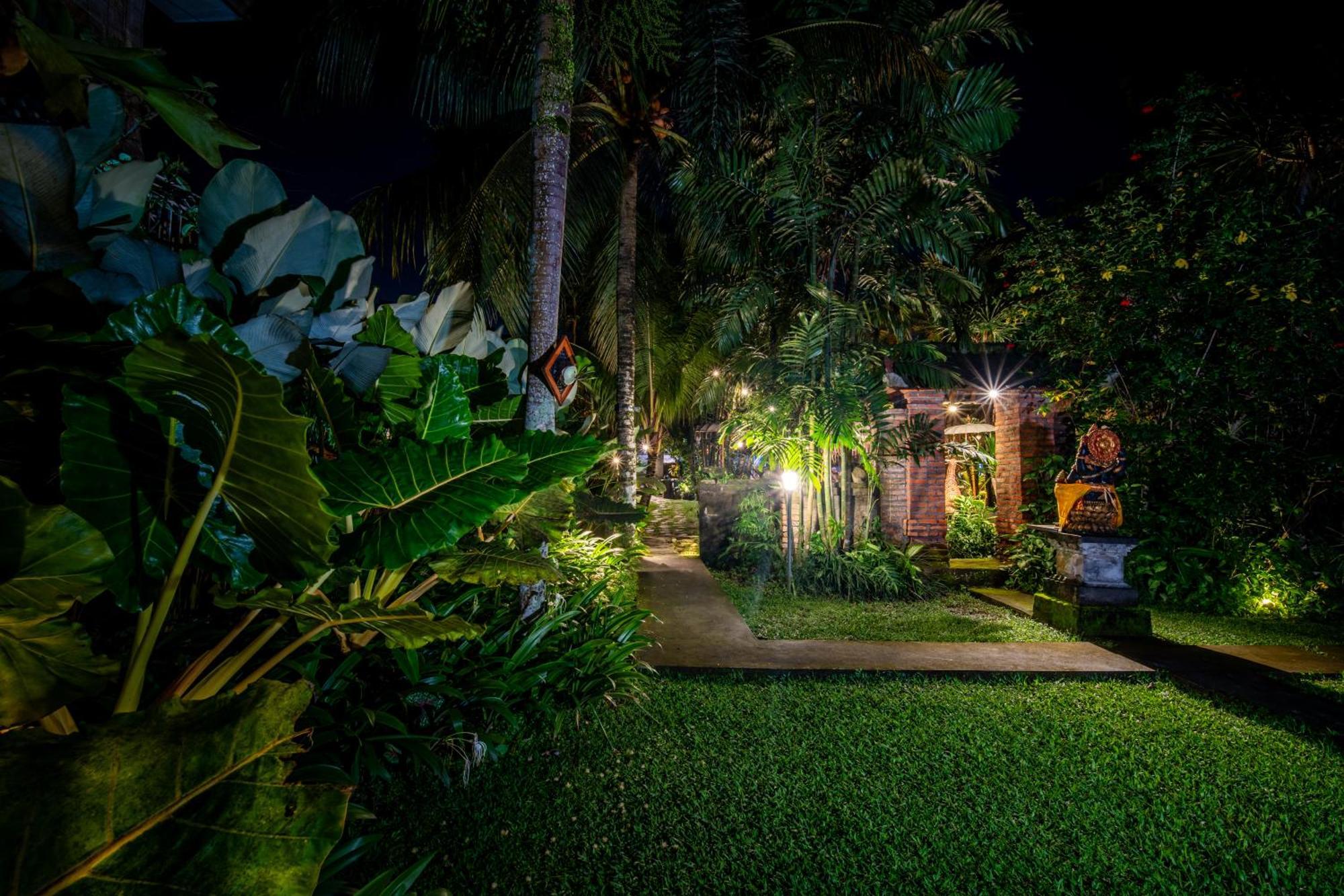Alit Bungalow&warung Gasthof 3*