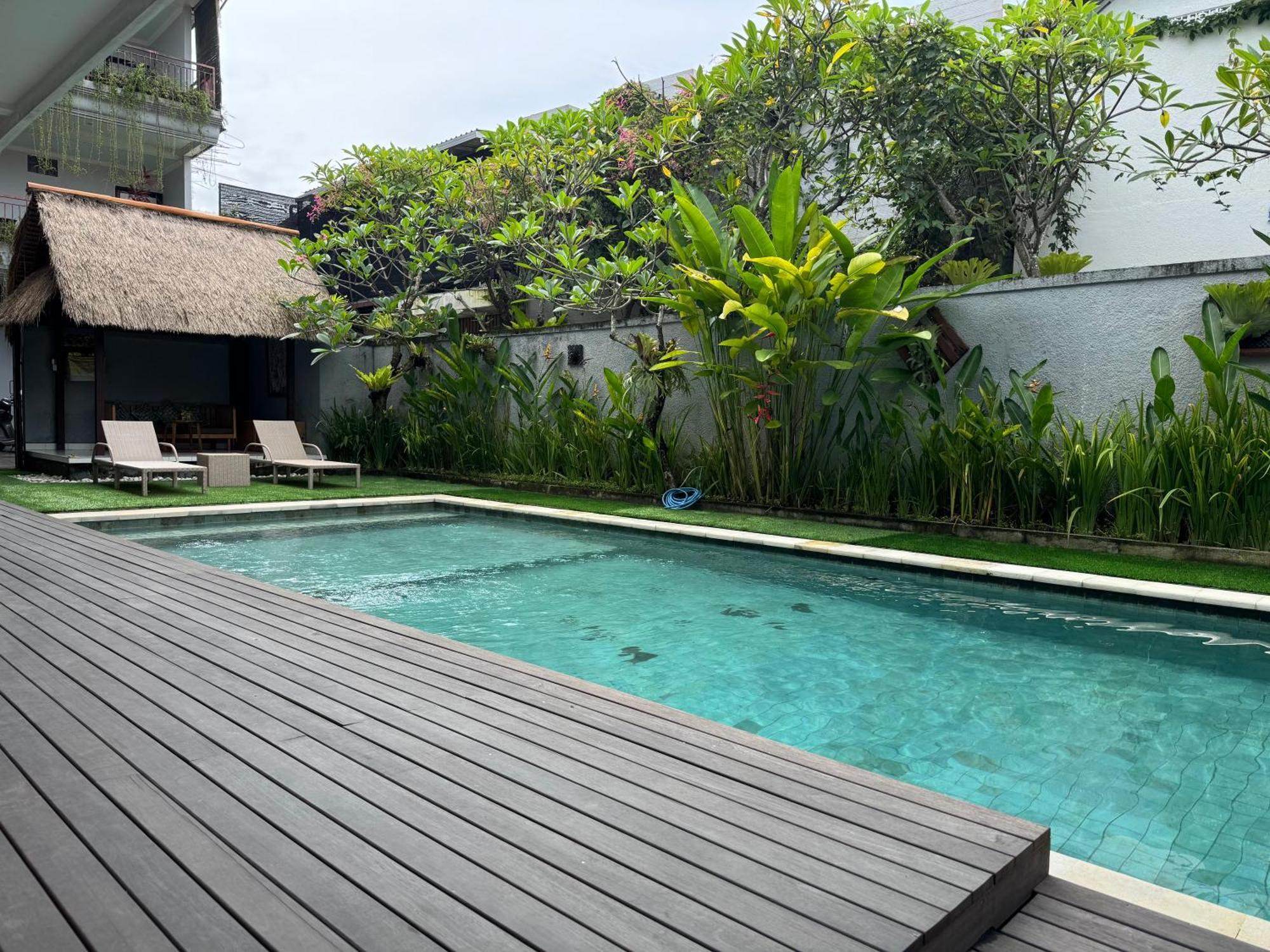 Grey House Monkey Forest Ubud (Bali)
