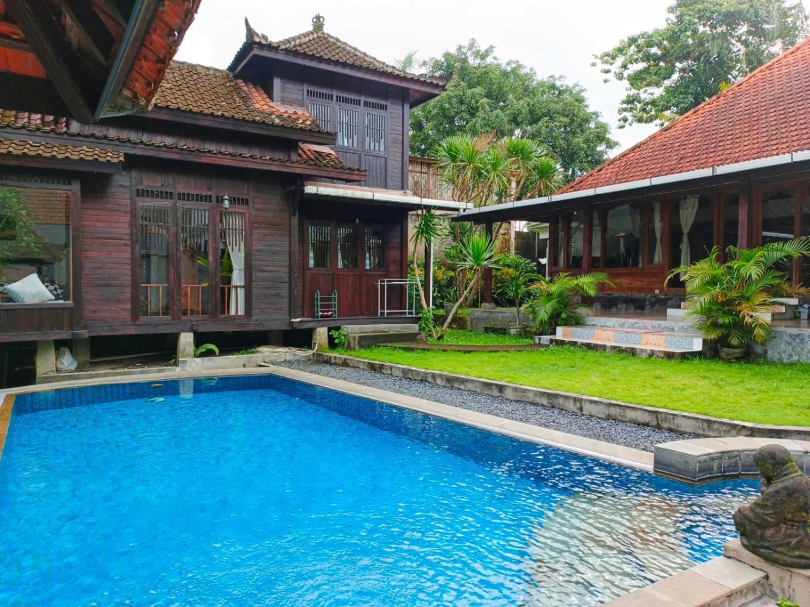 Malathi Traditional Joglo House With Pool View Ubud (Bali)