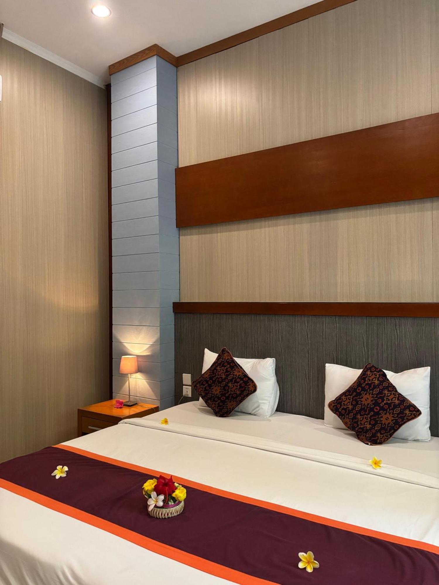 Adi Jaya By Eps - Chse Certified Guest house