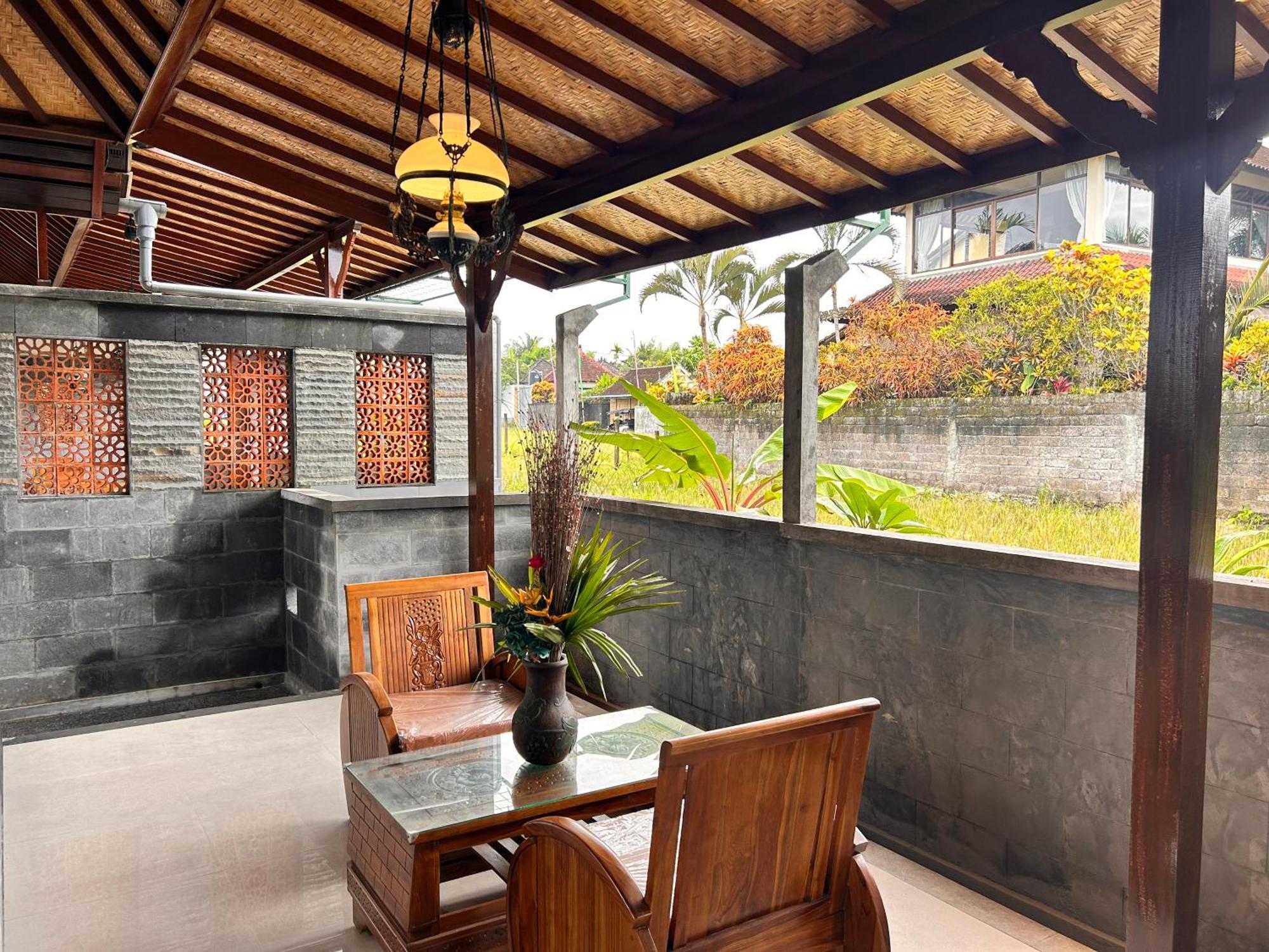 Apartment Ketut's Place Penestanan *
