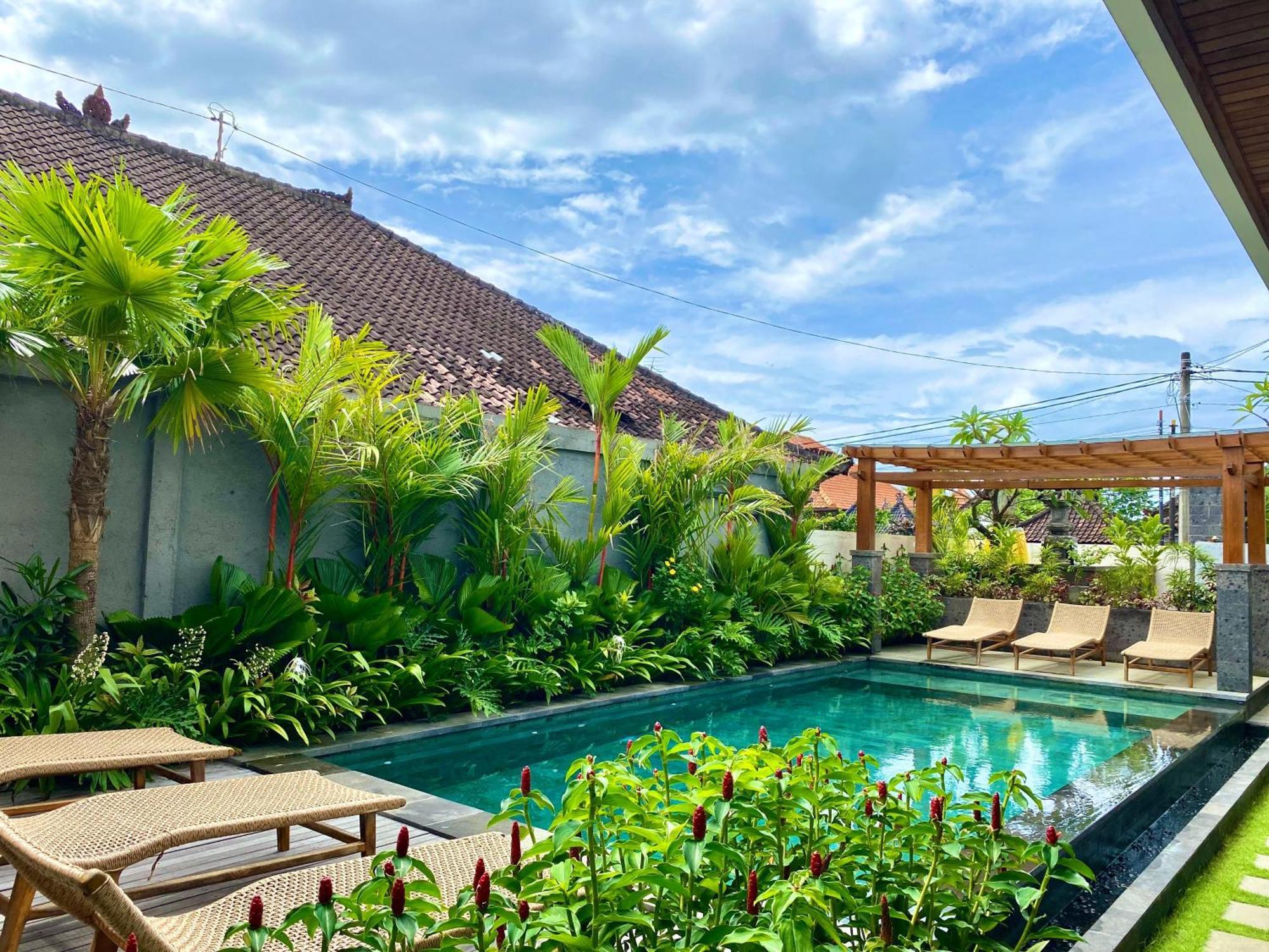 Hotel Kubera Villa Kemenuh By Prasi