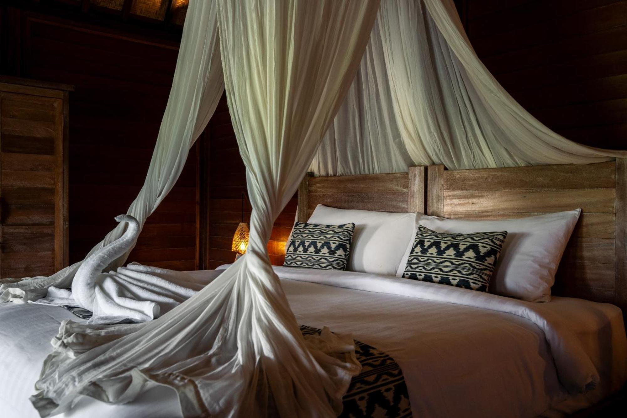 Kayu Senses - Private Around Endless Ricefield Villa *
