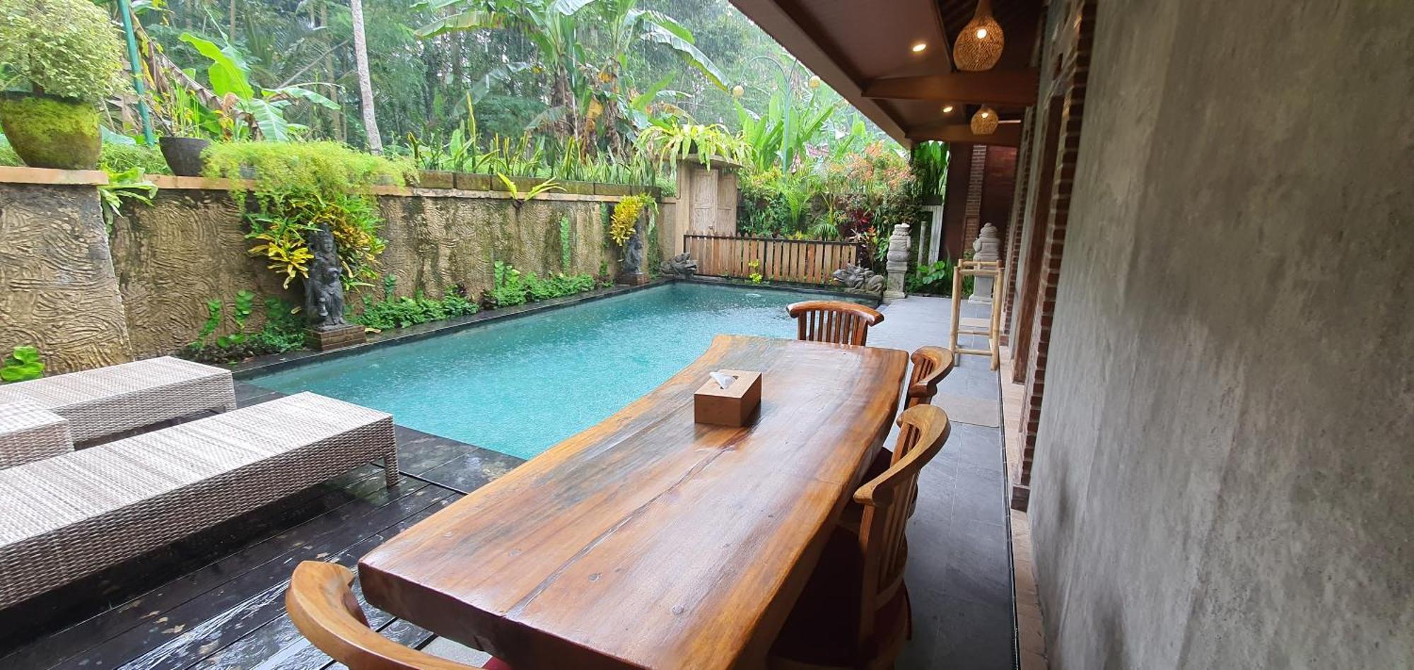 Prayatna * Ubud (Bali)