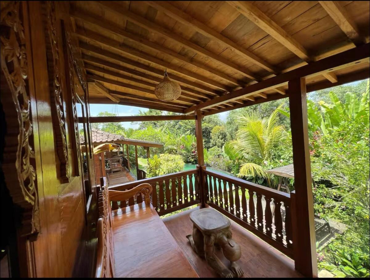 #2 Wooden Sharing Pool & Koi Pond Sunset View Ubud (Bali)