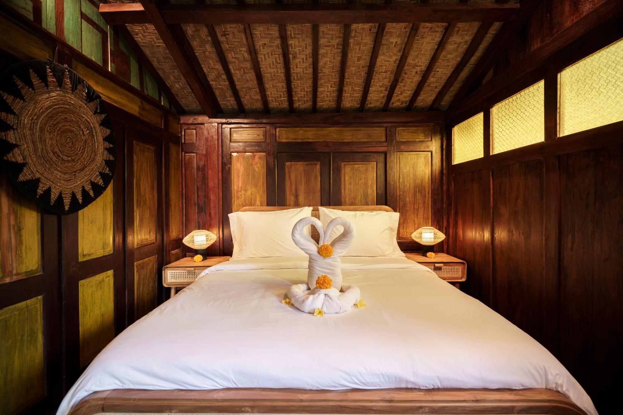 Tropical Traditional Indonesian Wooden In Chalet Ubud (Bali)