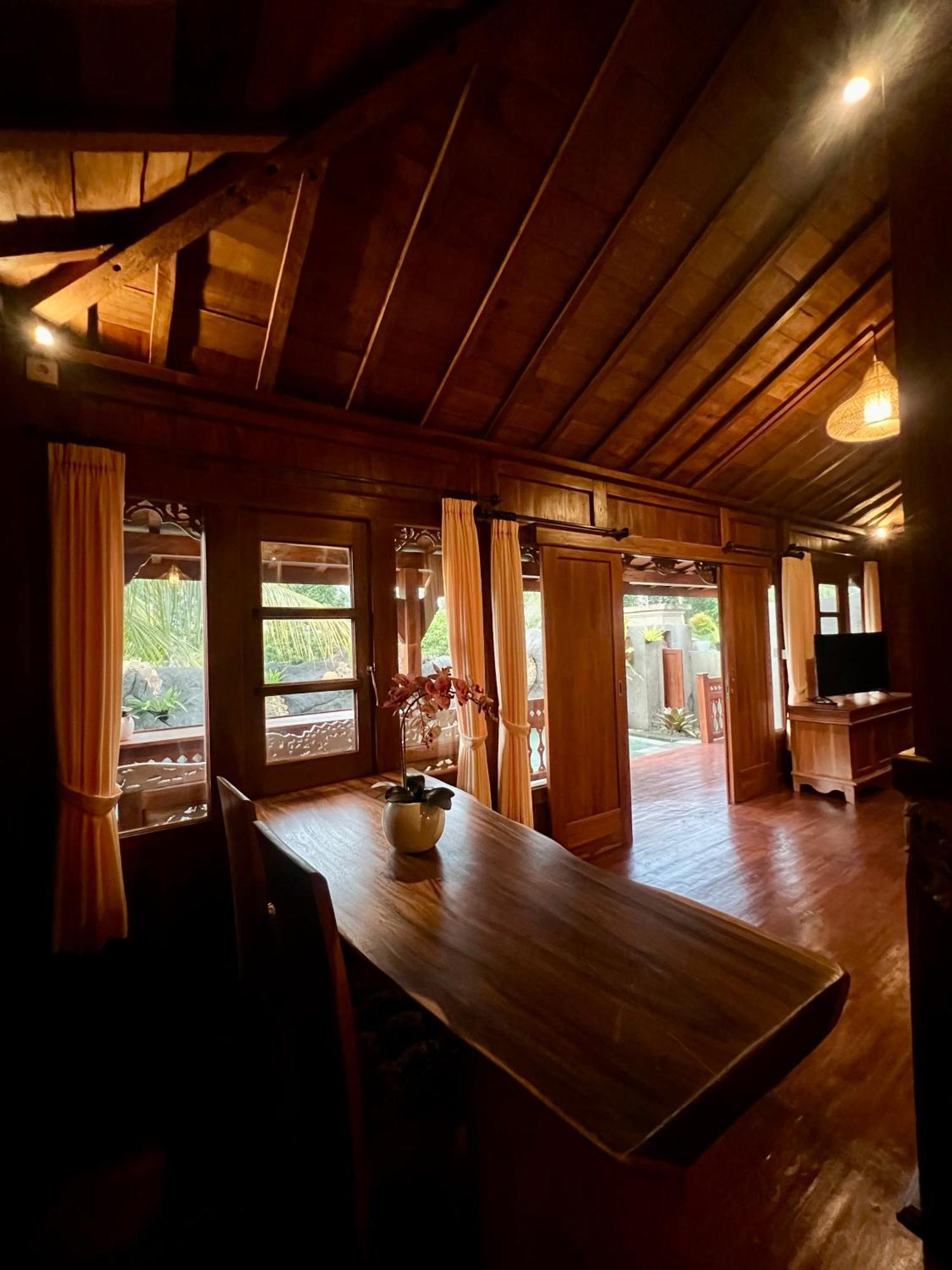 Virani * Ubud