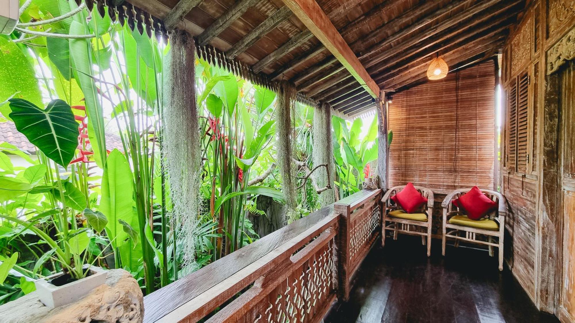 Bed & Breakfast Aura *