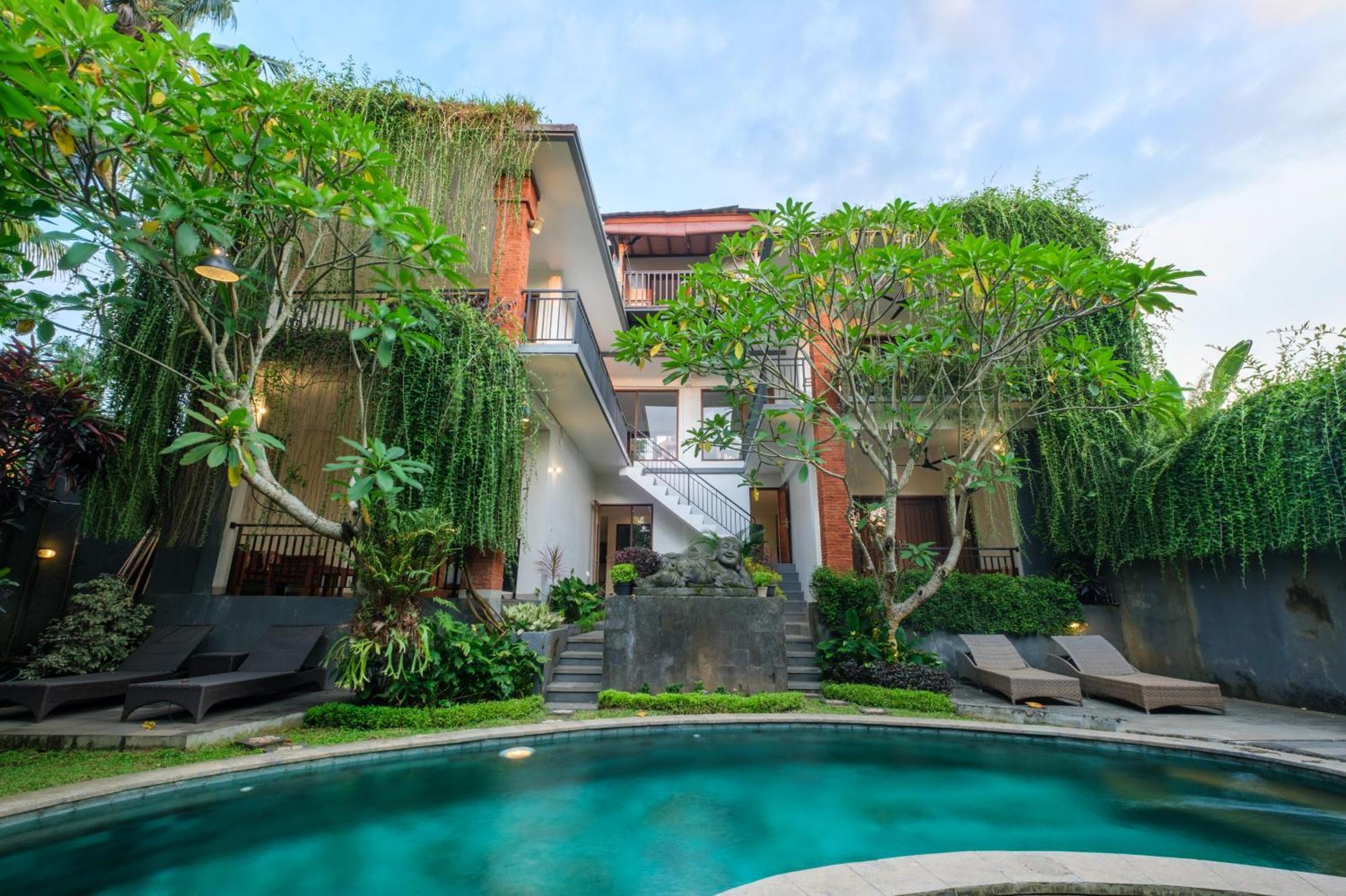 Guest house Puri Kobot 3*