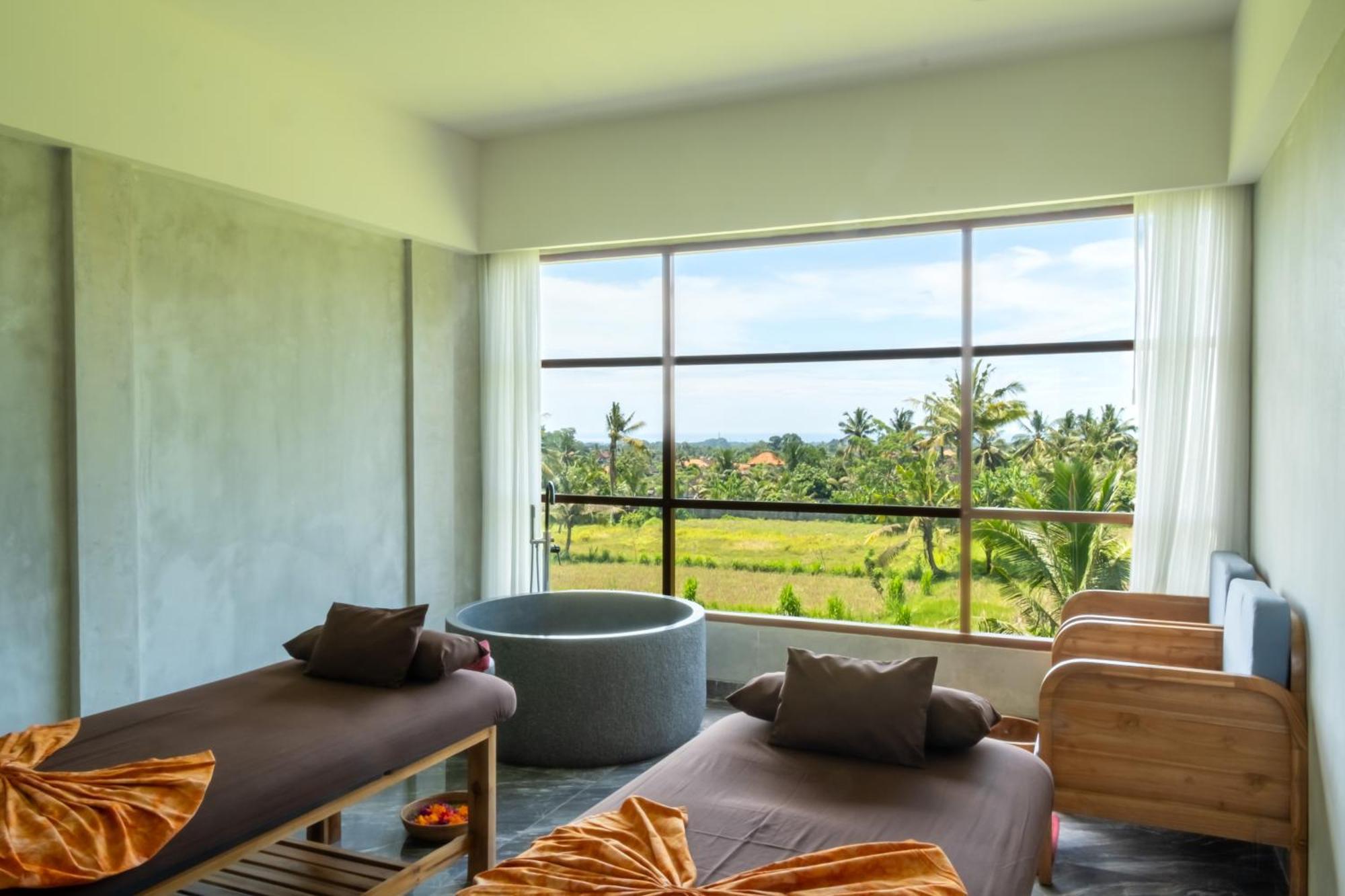 Hotel Emana Akatara