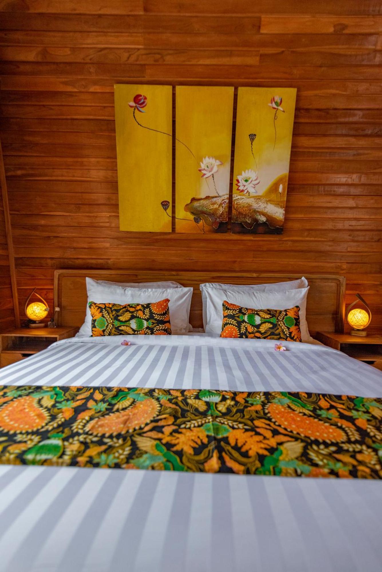 Uma Nandhi Ubud *