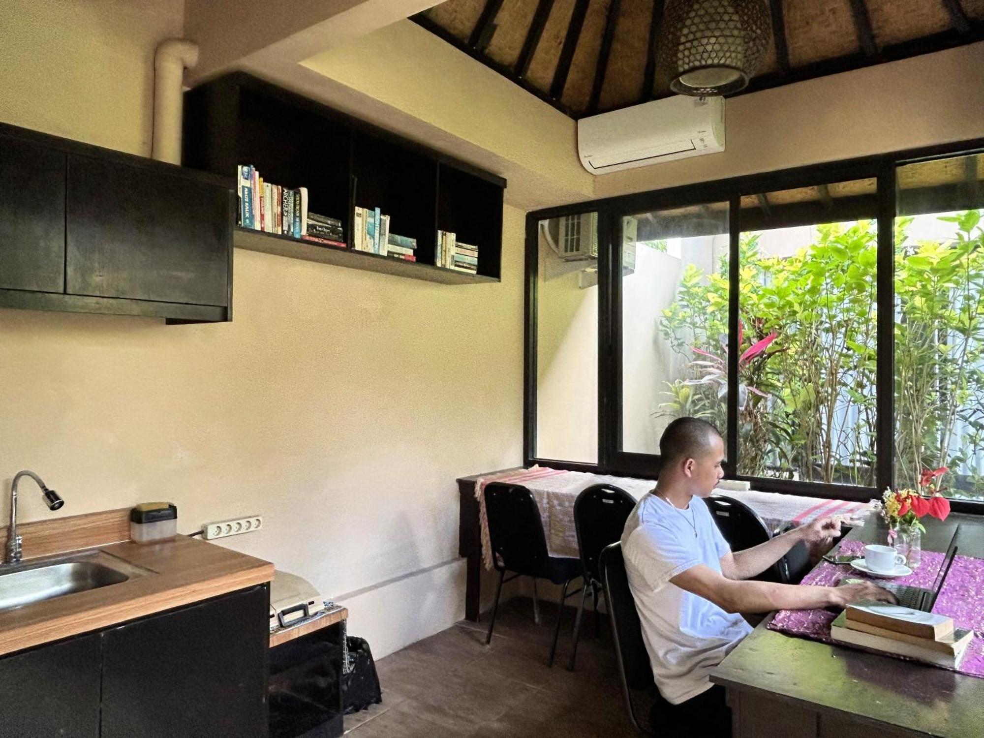 Ambary - With Workspaces, Ideal For Groups Guest house *