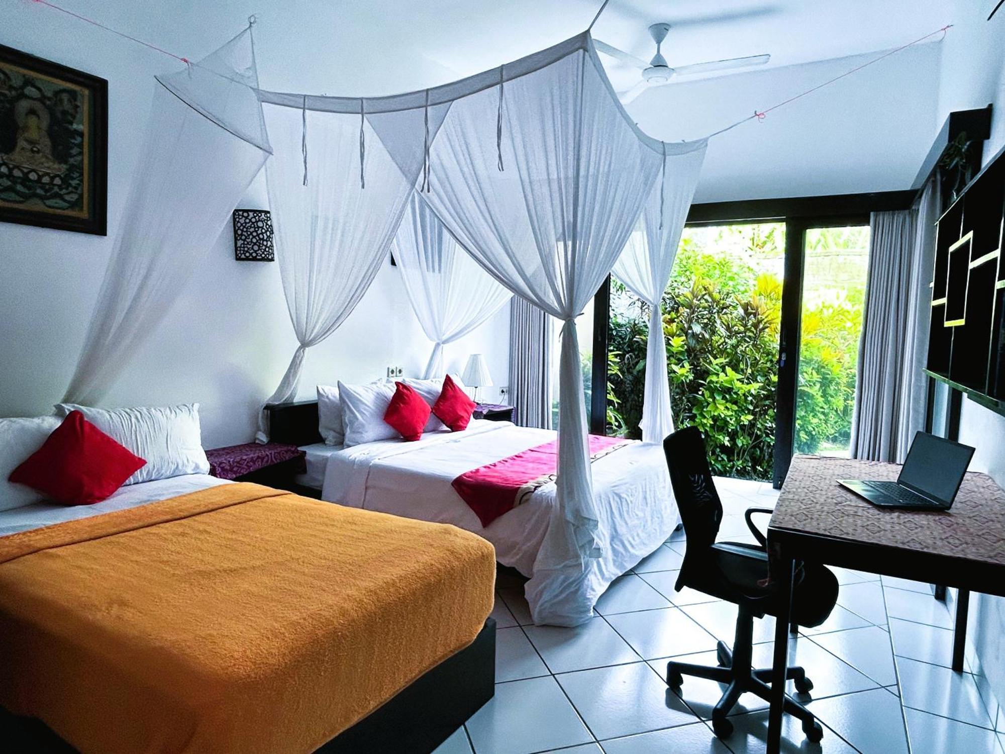 Ambary - With Workspaces, Ideal For Groups Guest house *