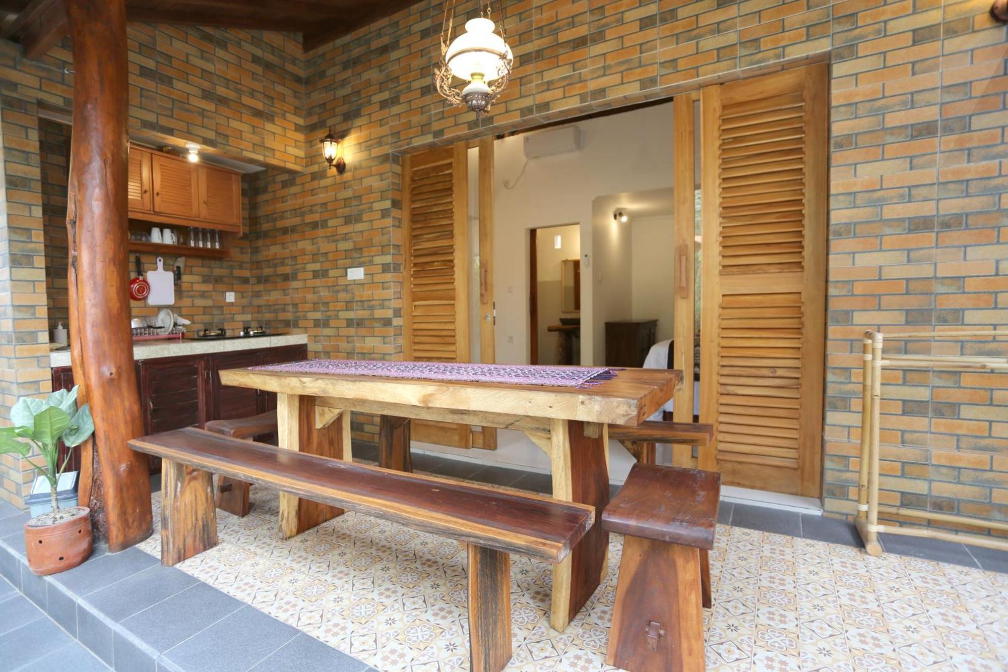 Villa Dinatha *