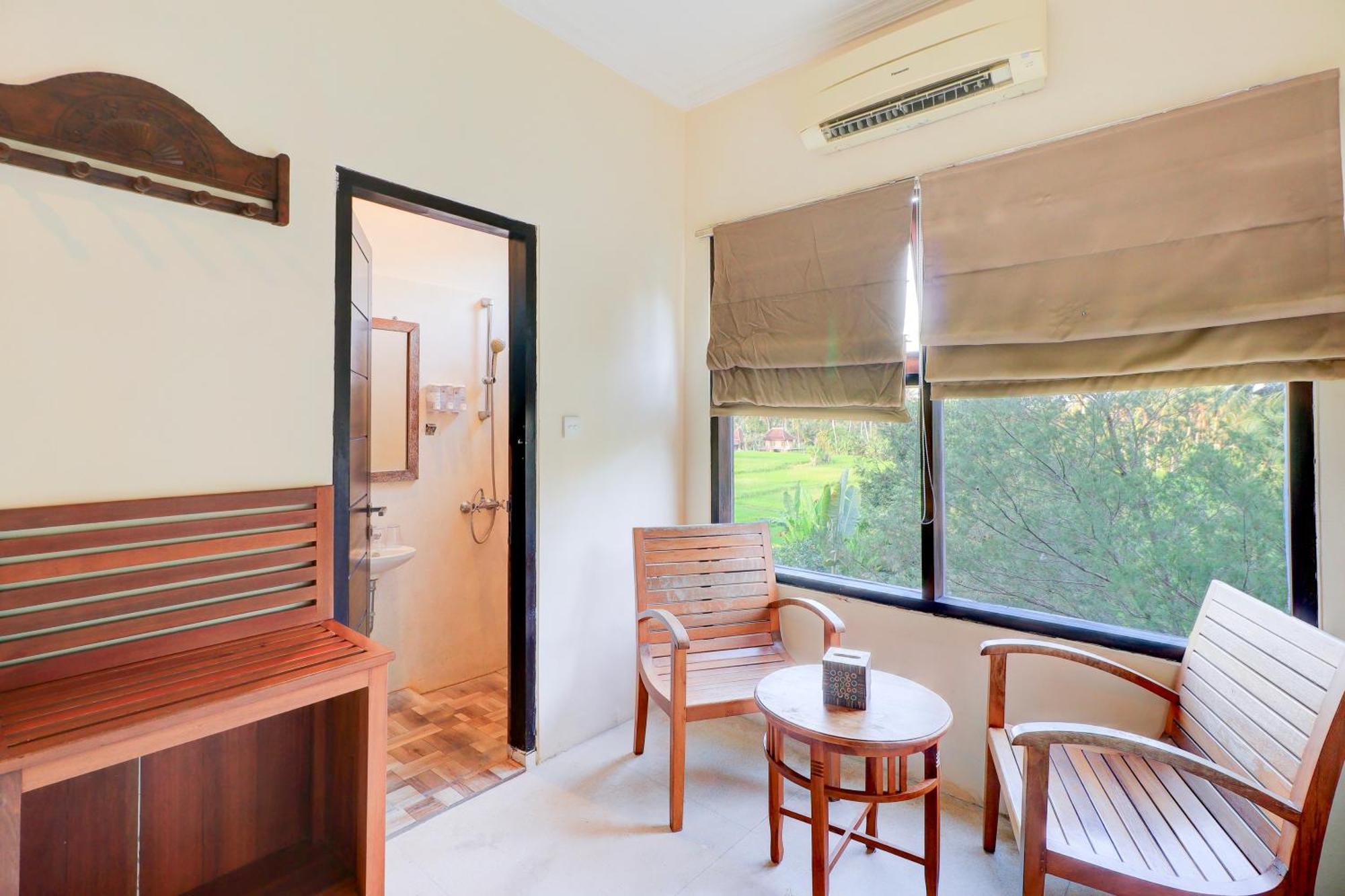 Hotel Dancenter Near Museum Topeng 3*