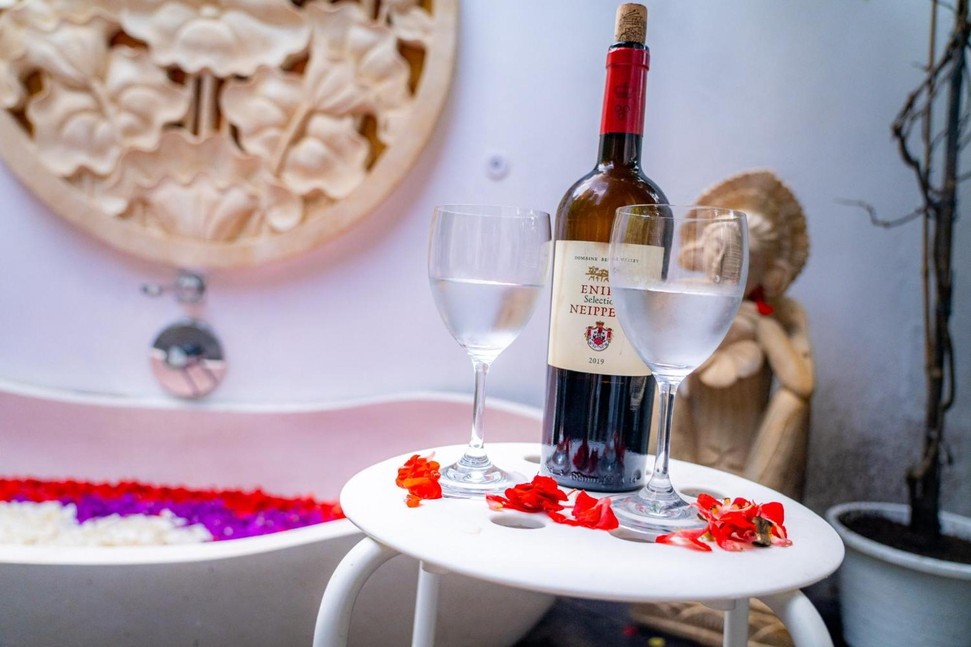 Flower Moon Lovely Hideaway In Heart Of Villa
