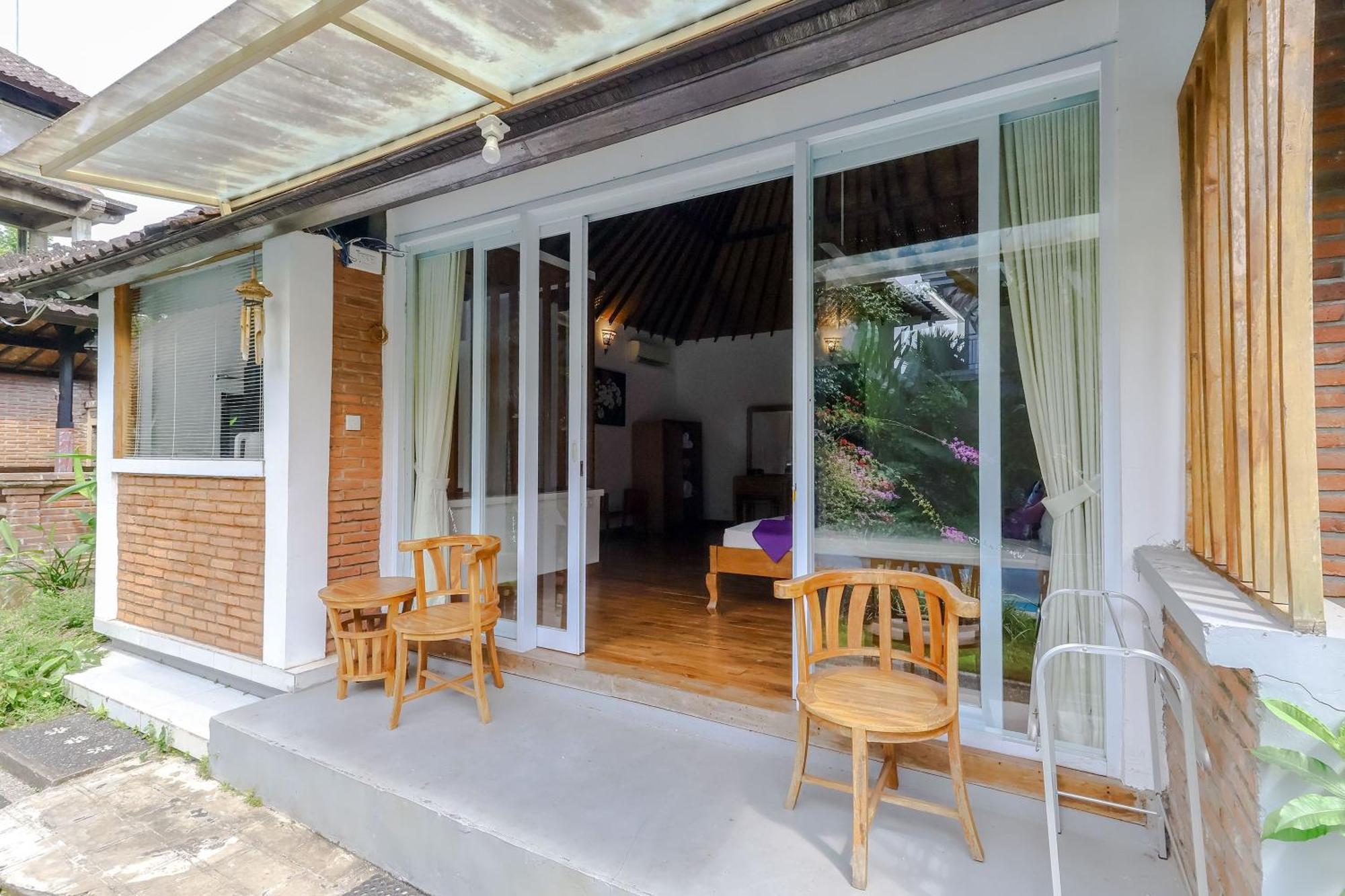 Taman Lituhayu Villa